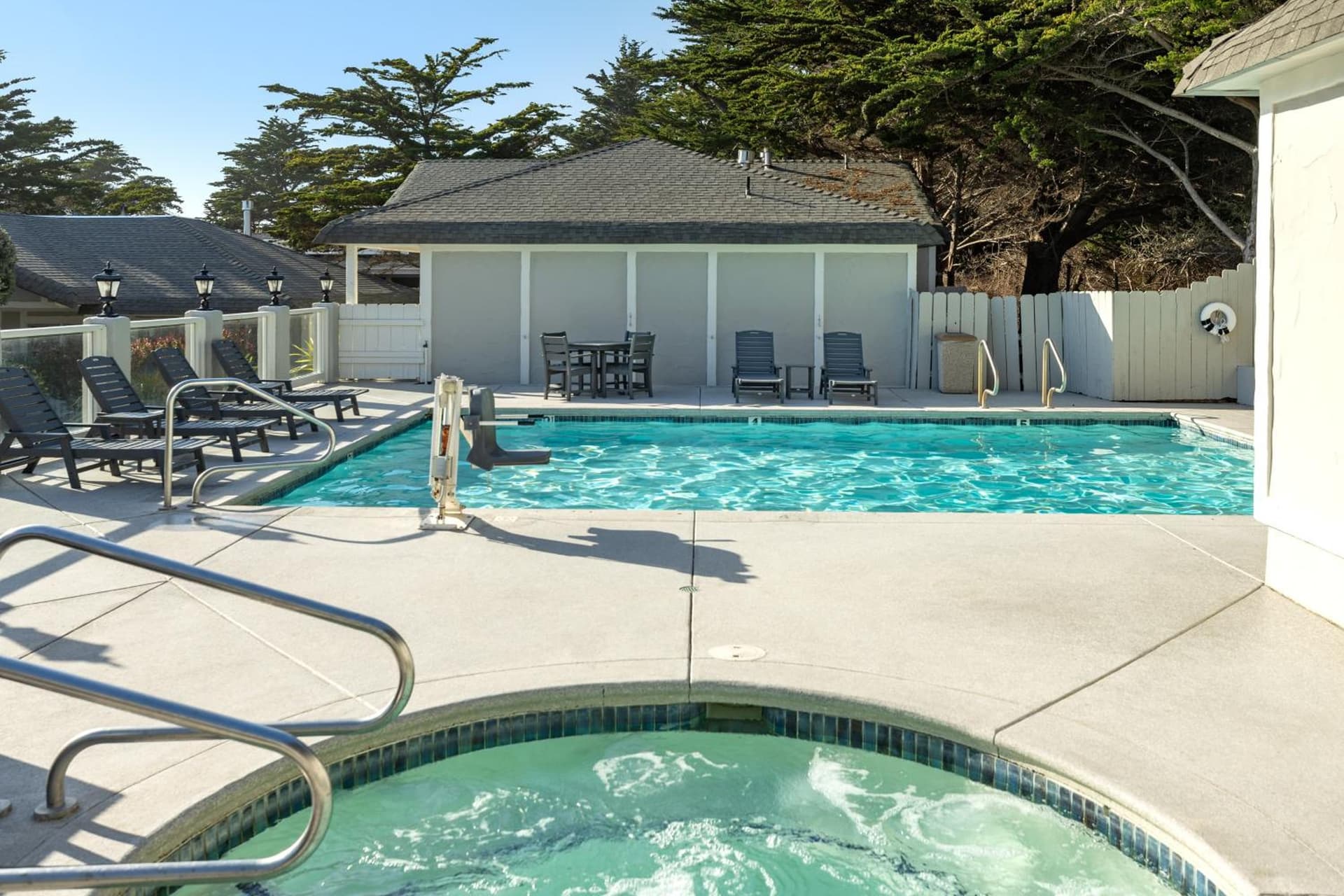 Fogcatcher Inn property views in Cambria, CA — gallery photo 3