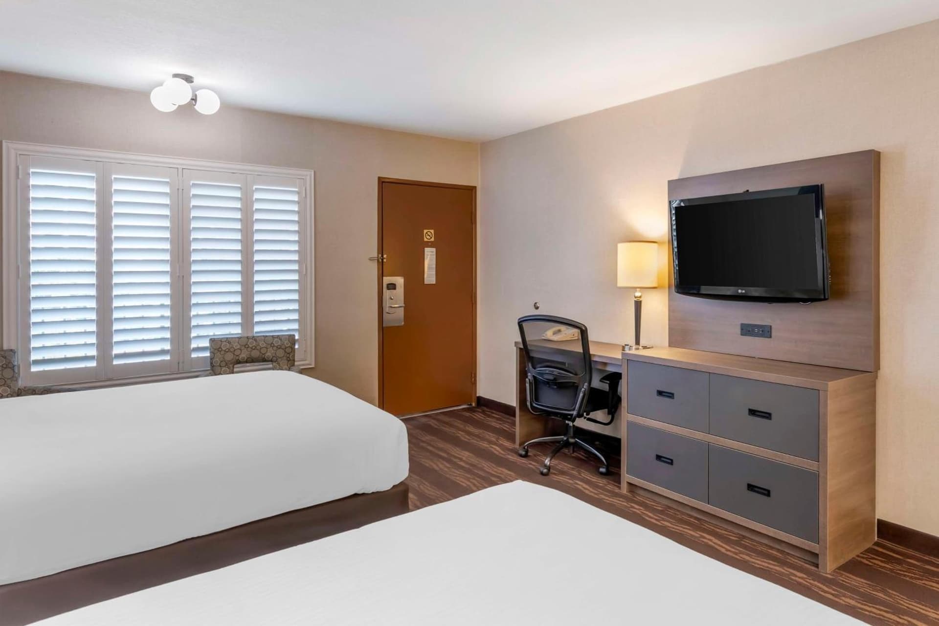 Best Western Plus Stovall's Inn gallery photo in Anaheim, CA — image 38