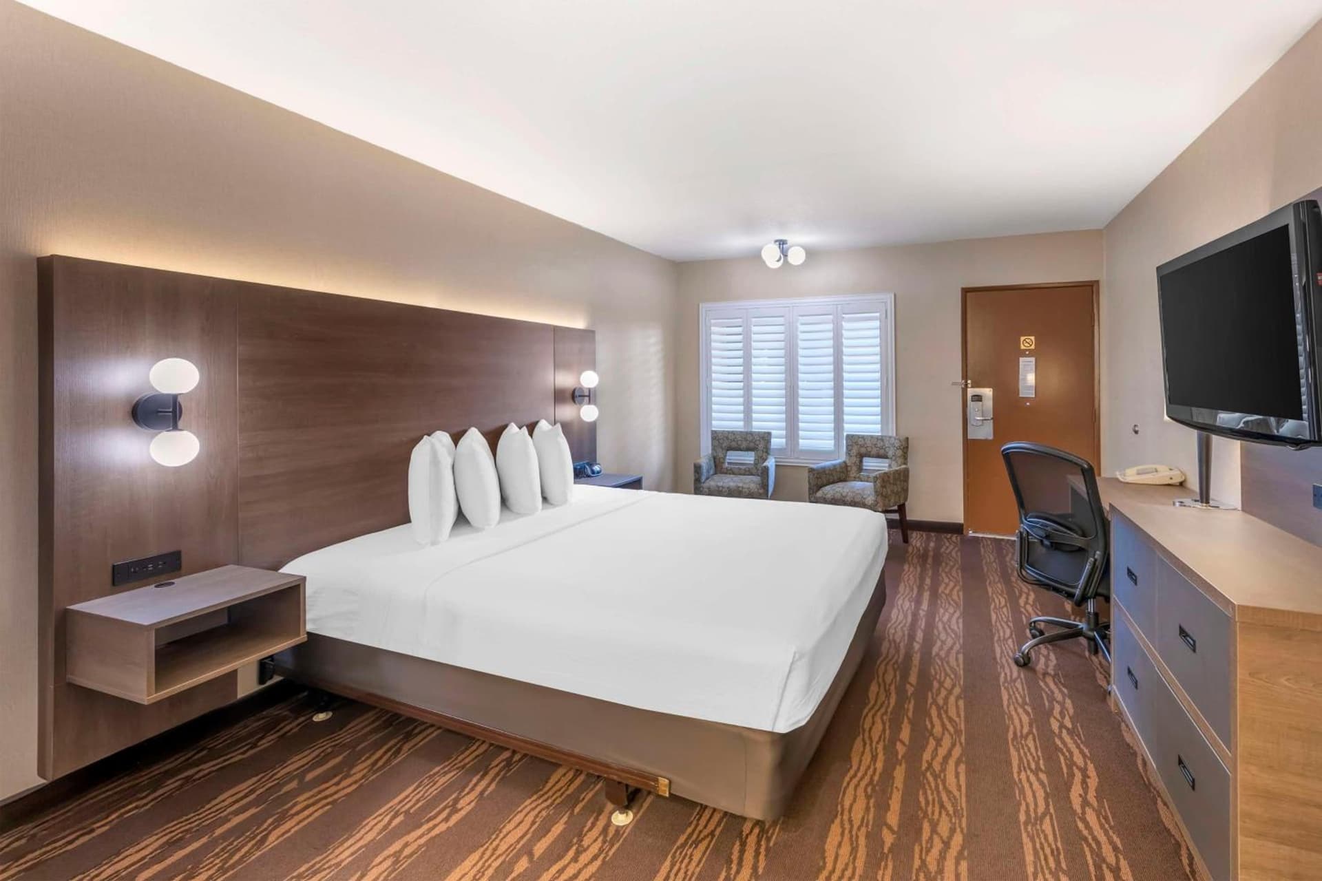 Best Western Plus Stovall's Inn gallery photo in Anaheim, CA — image 8