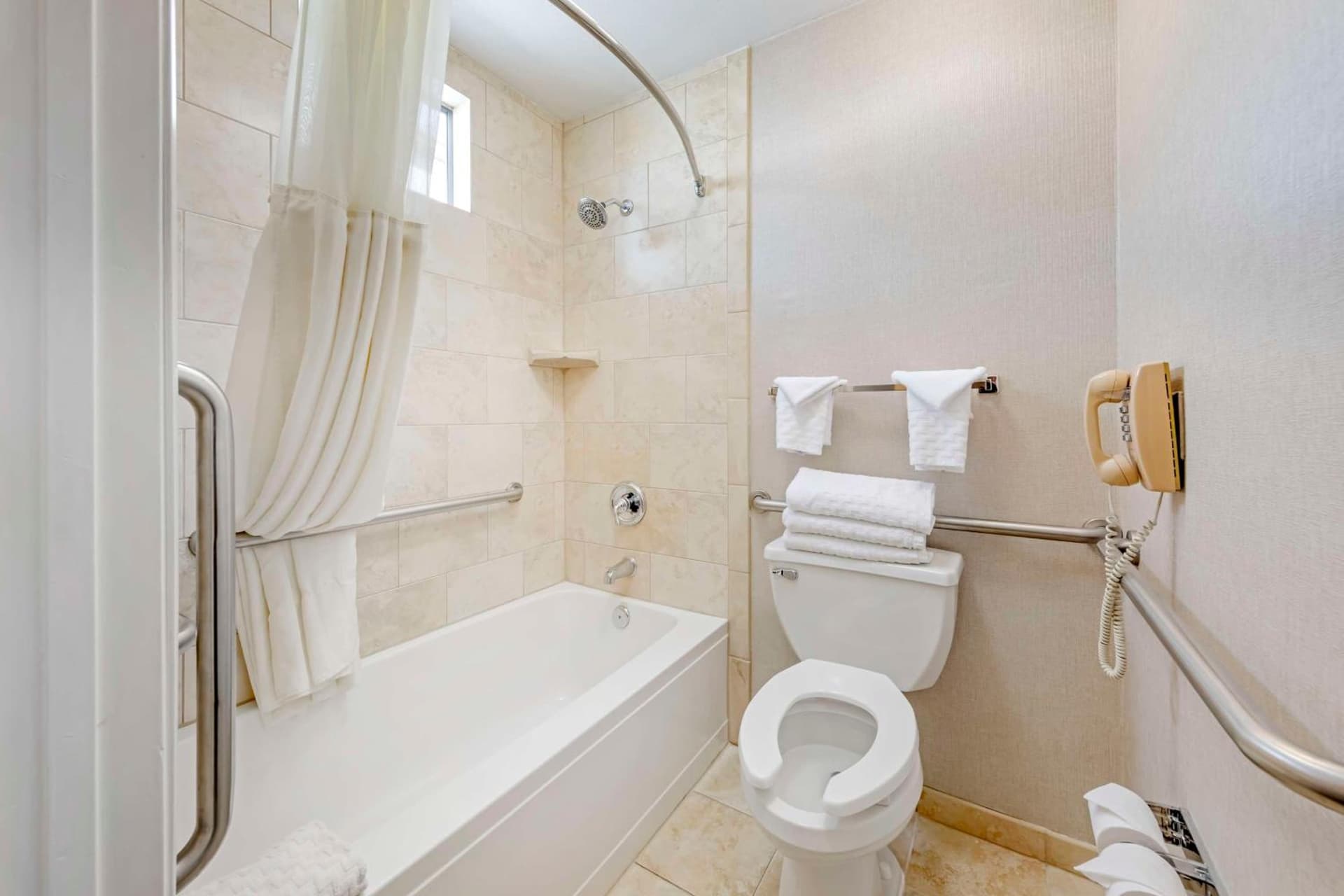 Best Western Plus Stovall's Inn gallery photo in Anaheim, CA — image 52