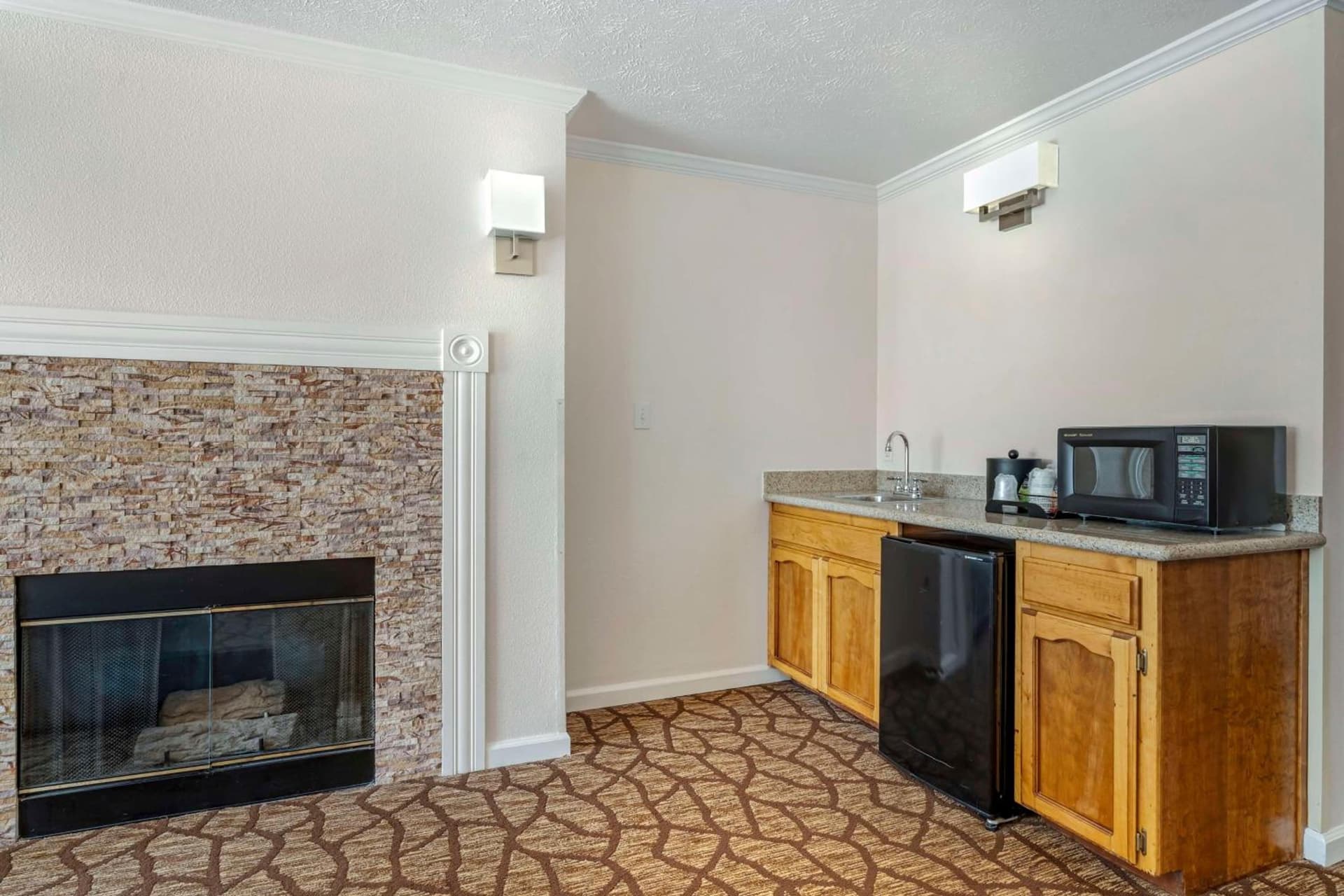 Best Western Salinas Monterey gallery photo in Salinas, CA — image 17