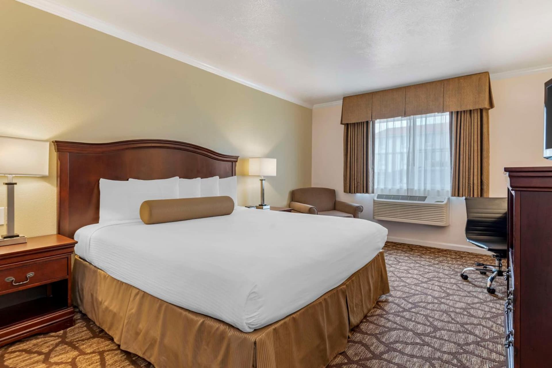 Best Western Salinas Monterey gallery photo in Salinas, CA — image 28