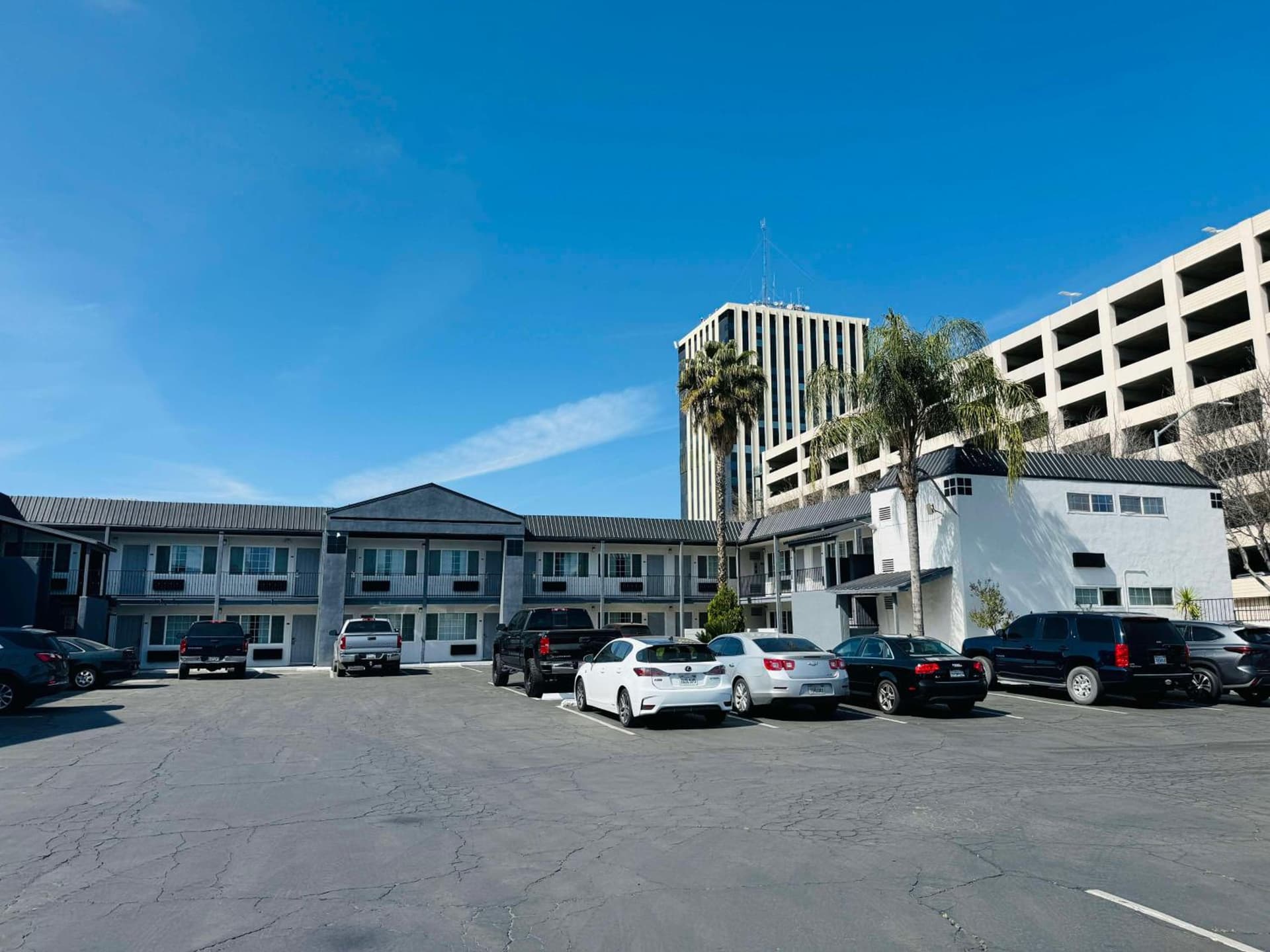SureStay by Best Western Fresno Central — hotel in Fresno, California