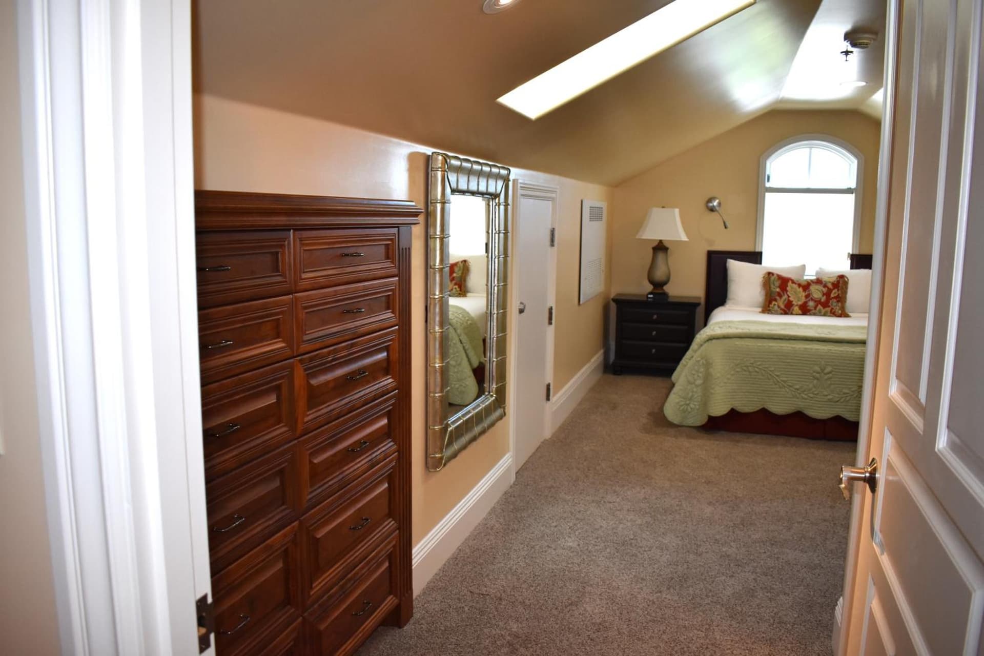 Hotel Diamond gallery photo in Chico, CA — image 23