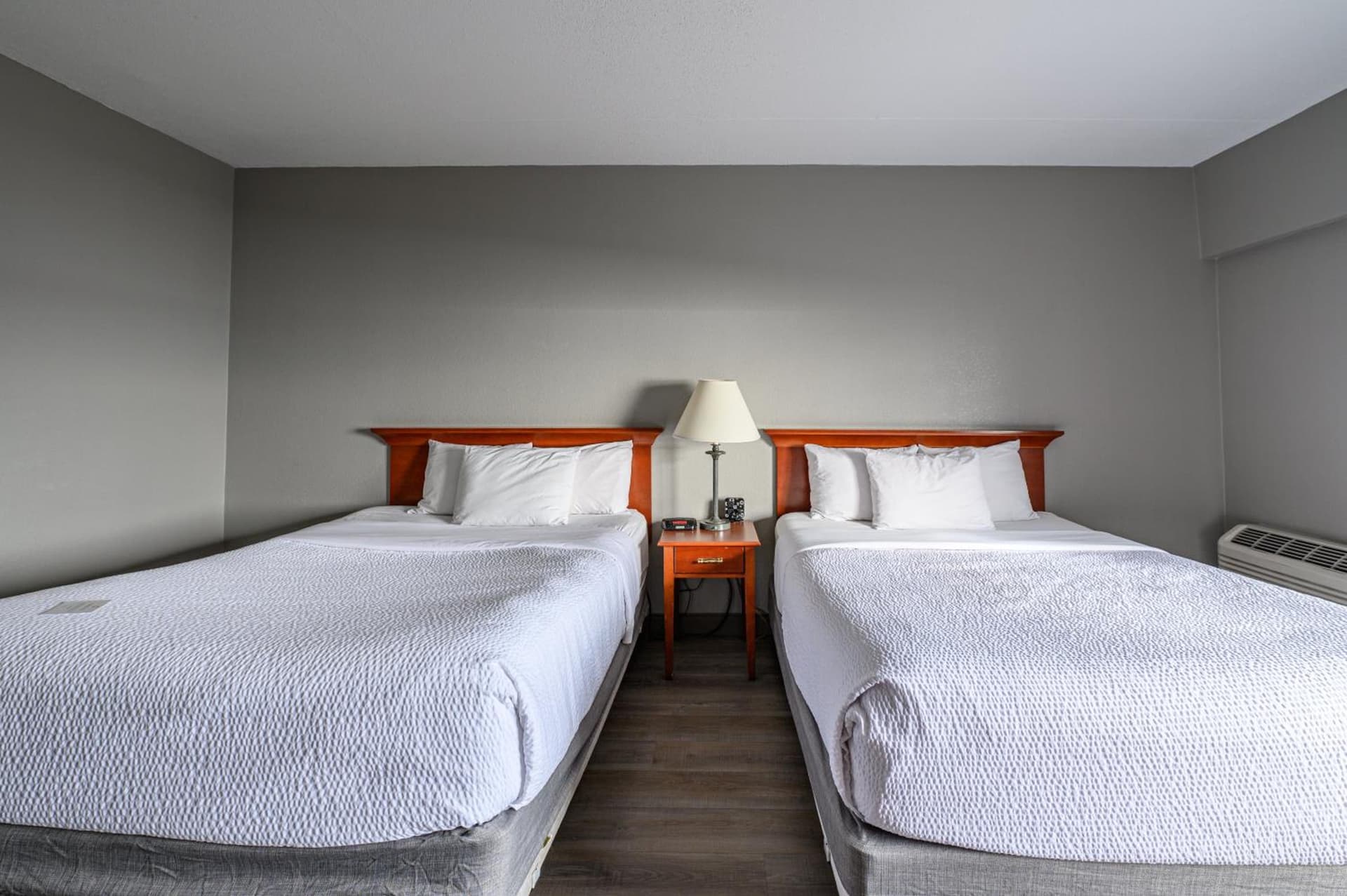 La Quinta by Wyndham New Haven interior in New Haven, CT — gallery photo 2