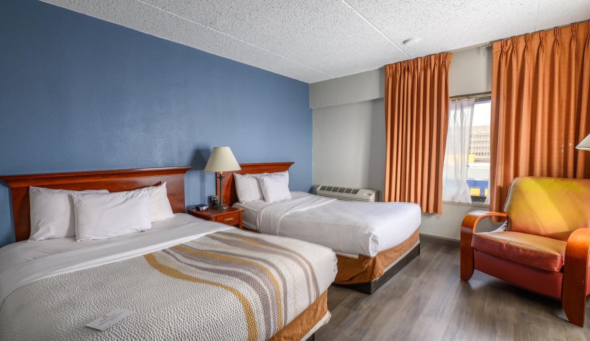 La Quinta by Wyndham New Haven gallery photo in New Haven, CT — image 32