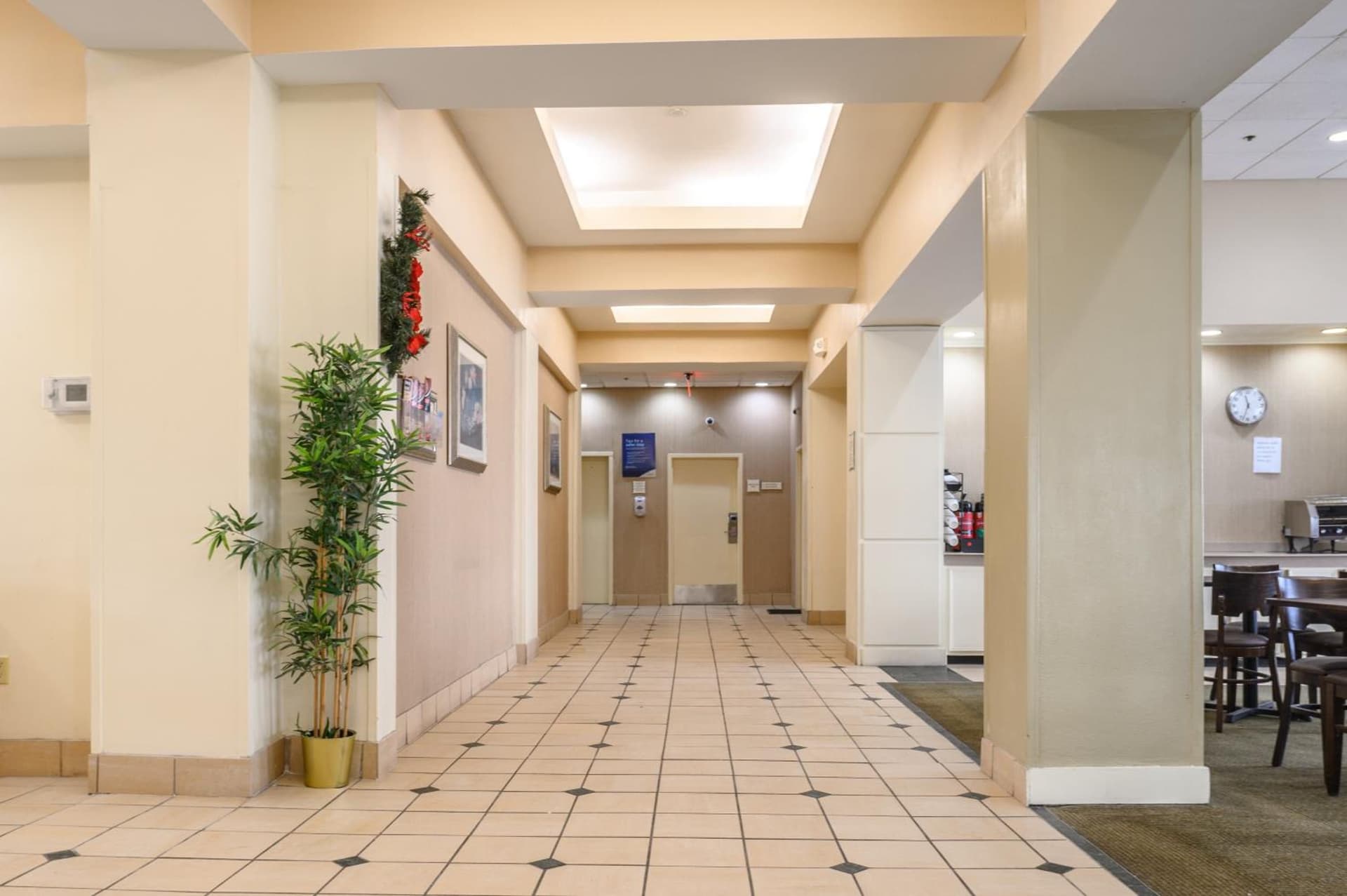 La Quinta by Wyndham New Haven gallery photo in New Haven, CT — image 49