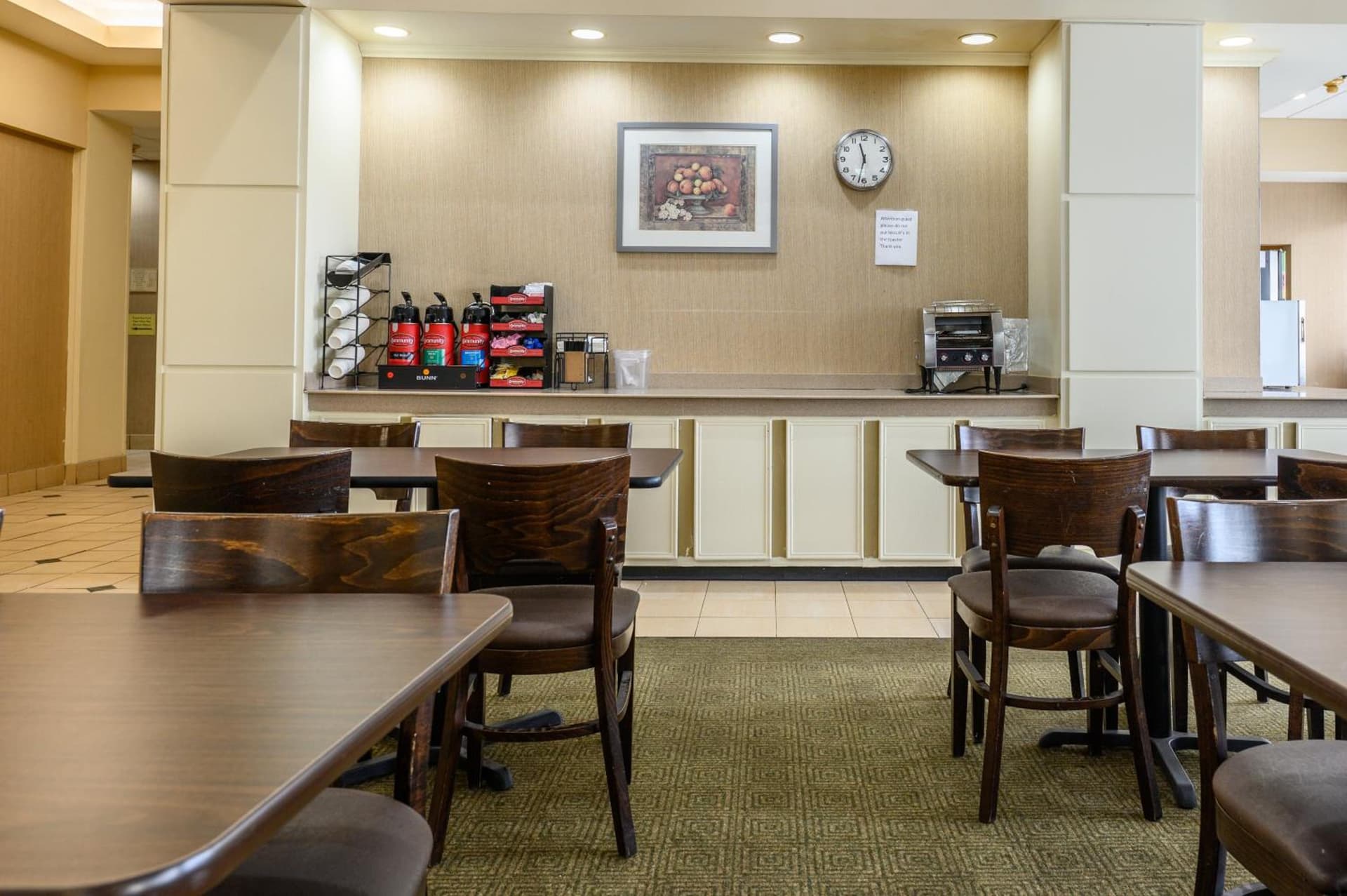 La Quinta by Wyndham New Haven gallery photo in New Haven, CT — image 45