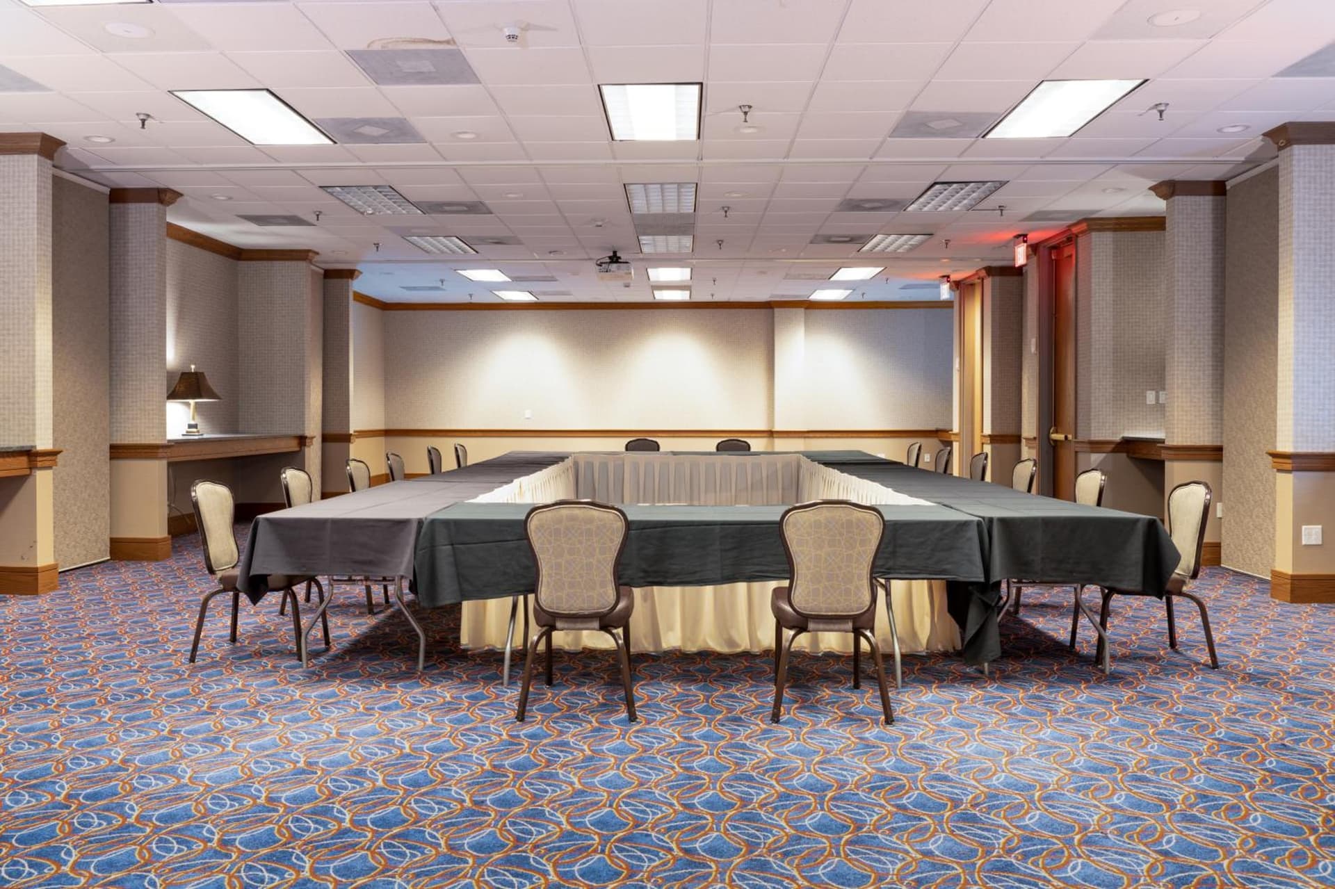 MCM Eleganté Hotel & Conference Center gallery photo in Beaumont, TX — image 14