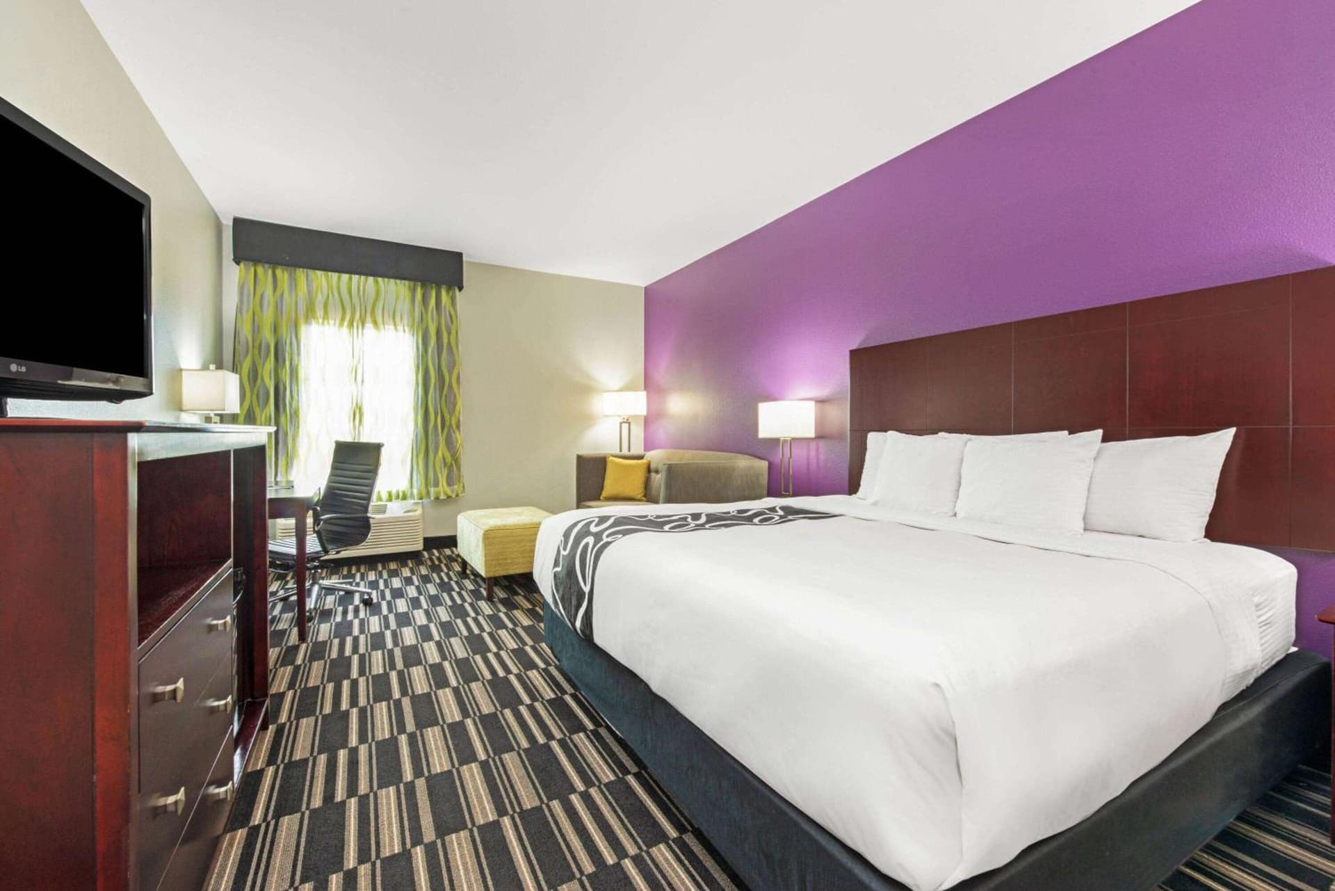 La Quinta by Wyndham Bridge City-Orange gallery photo in Bridge City, TX — image 37