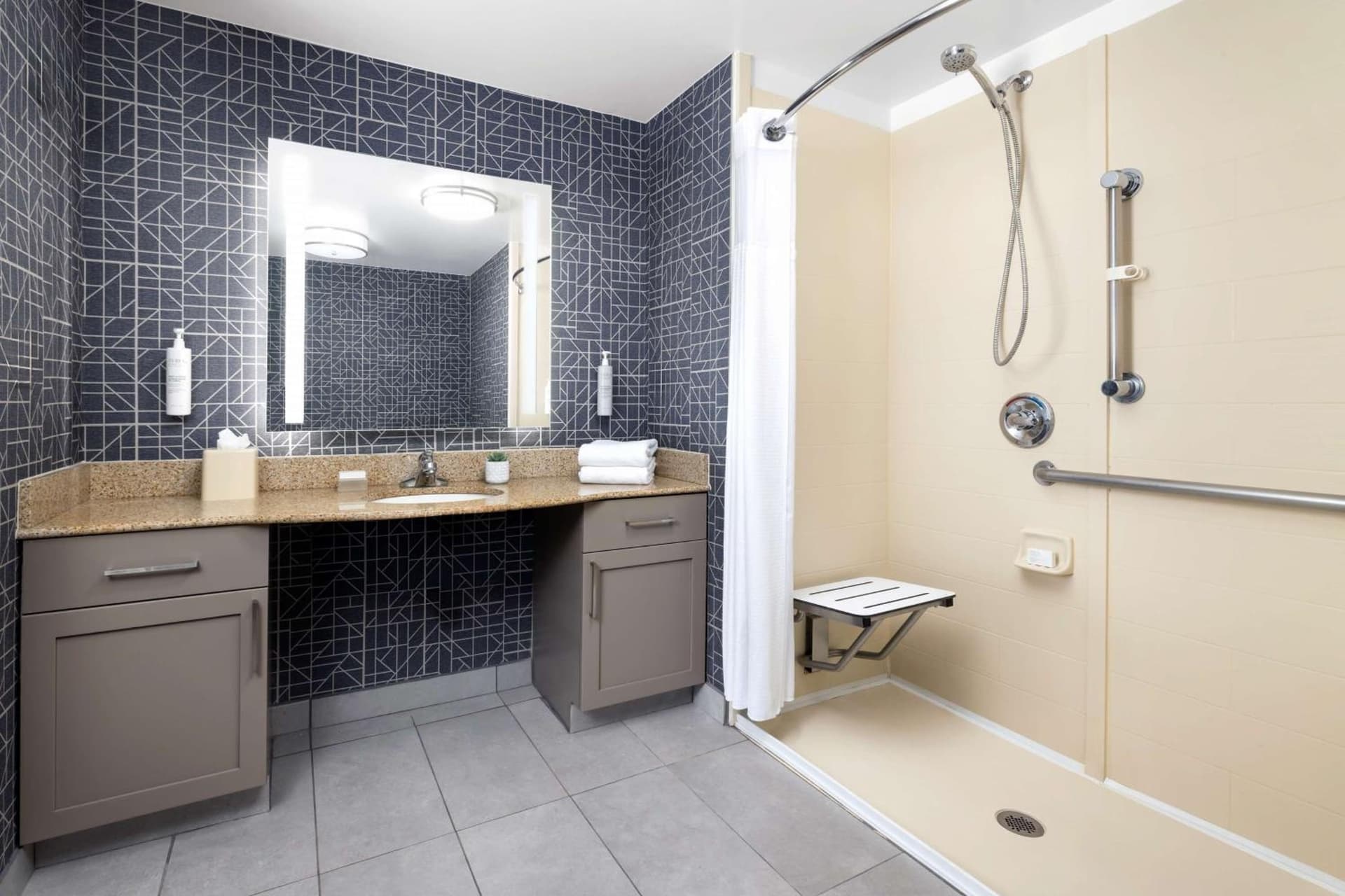 Homewood Suites by Hilton Sacramento/Roseville gallery photo in Roseville, CA — image 8