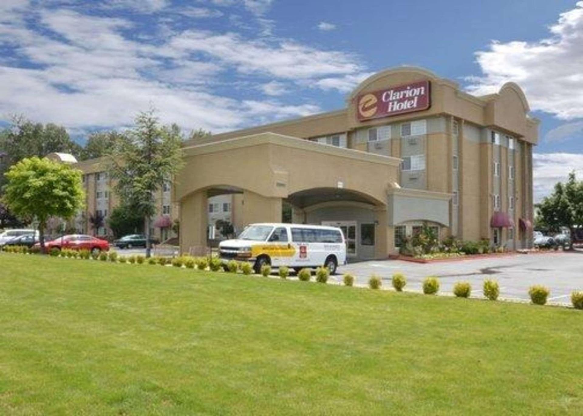 Clarion Inn Renton-Seattle property views in Renton, WA — gallery photo 3