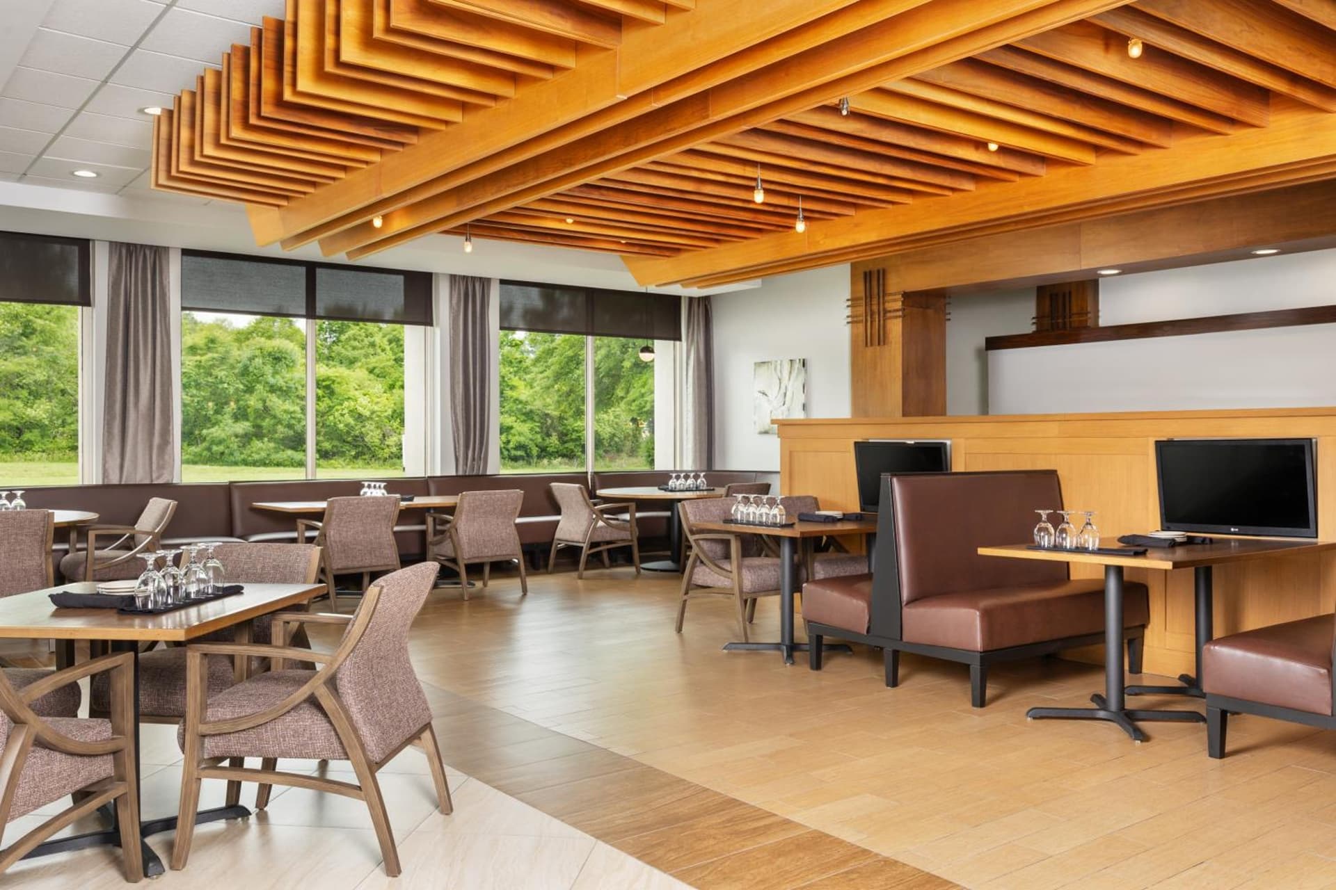 Doubletree By Hilton Greensboro Airport gallery photo in Greensboro, NC — image 60