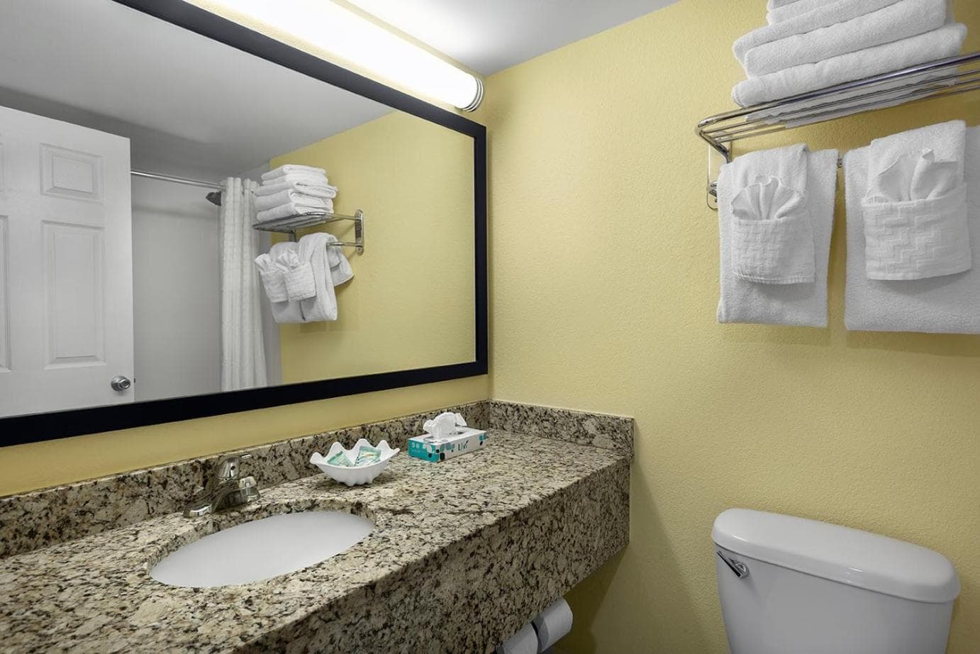 Best Western Ocean Sands Beach Resort gallery photo in Myrtle Beach, SC — image 48