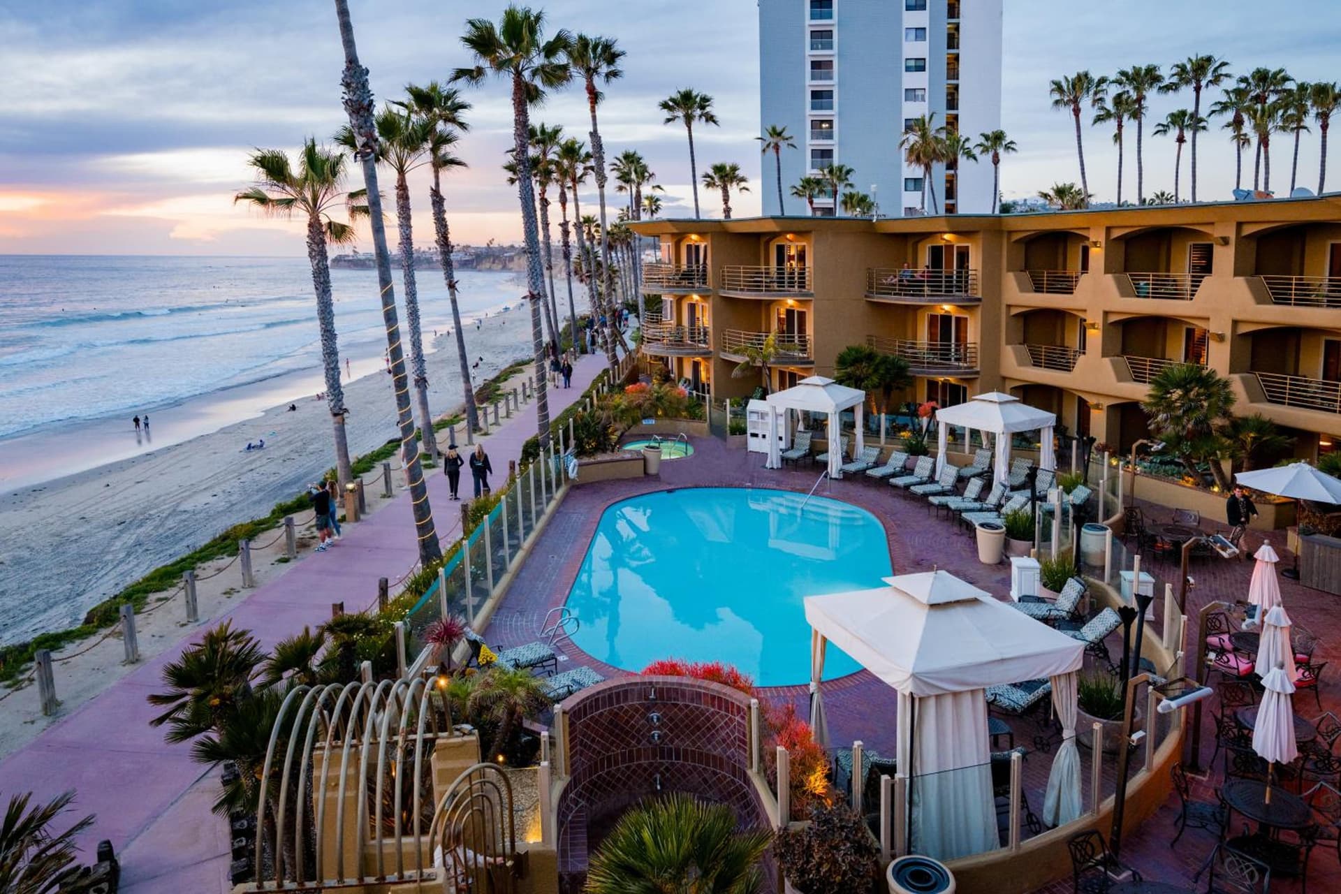 Pacific Terrace Hotel property views in San Diego, CA — gallery photo 3