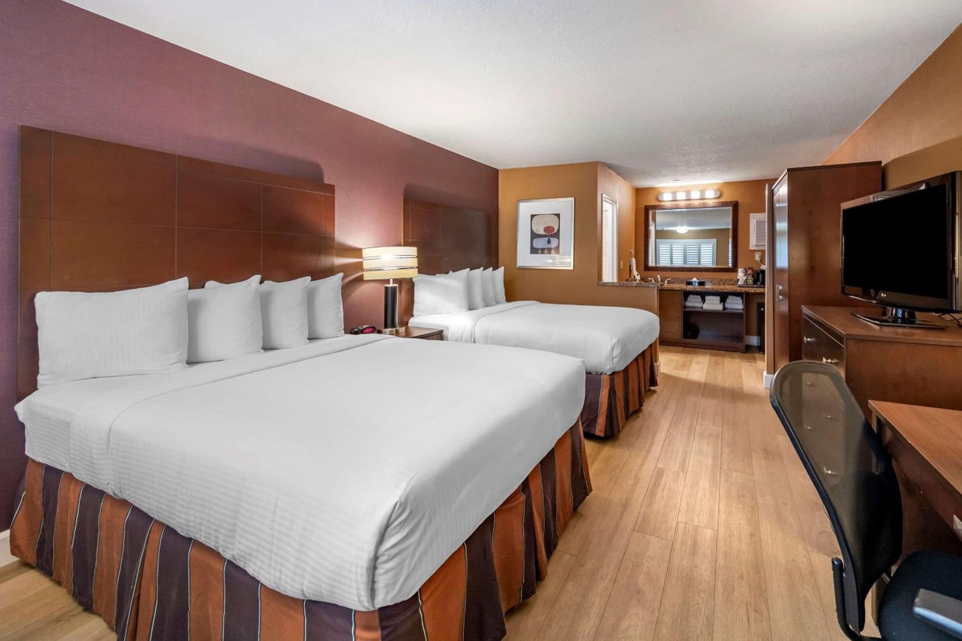 Best Western Plus Stovall's Inn gallery photo in Anaheim, CA — image 44