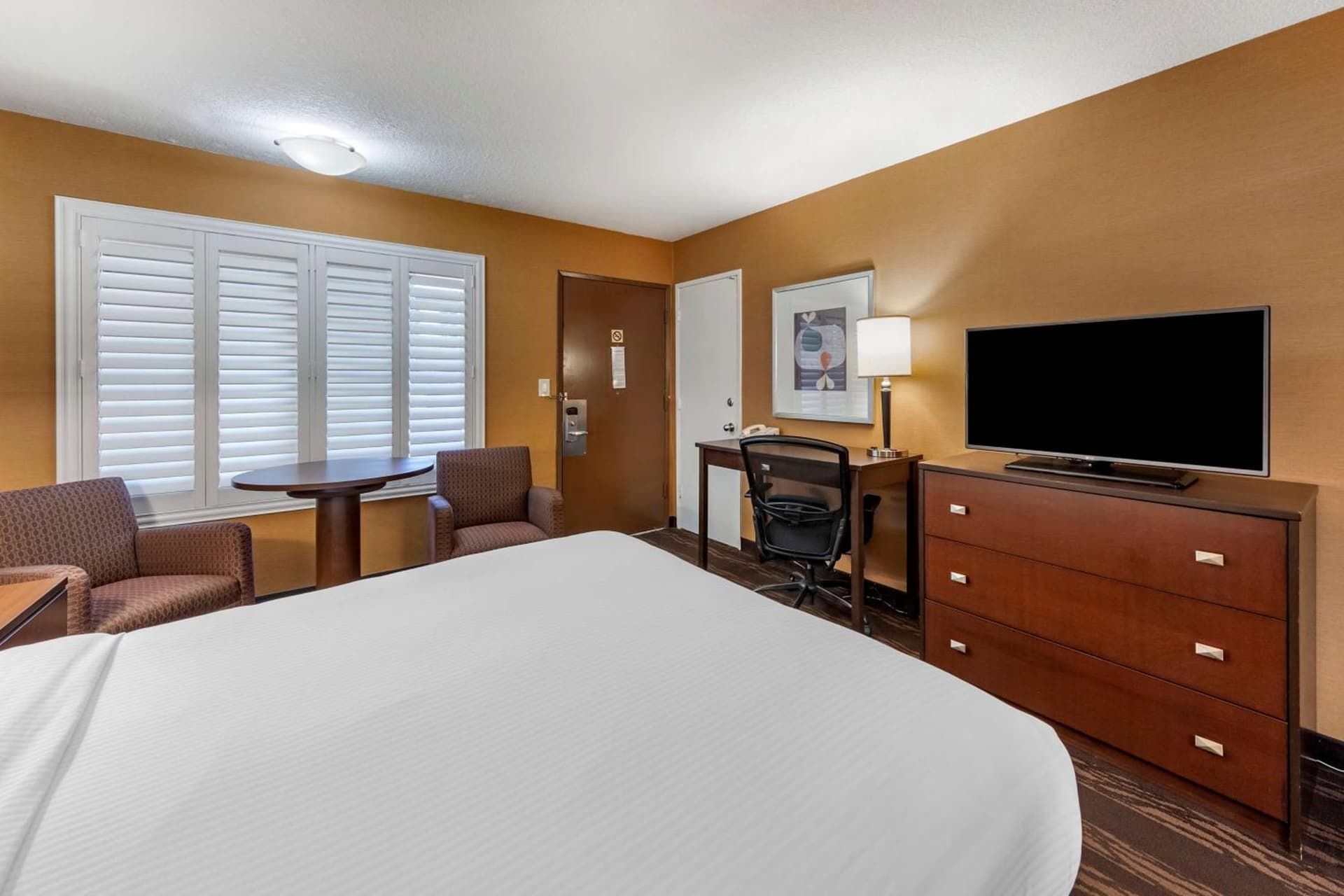 Best Western Plus Stovall's Inn gallery photo in Anaheim, CA — image 35
