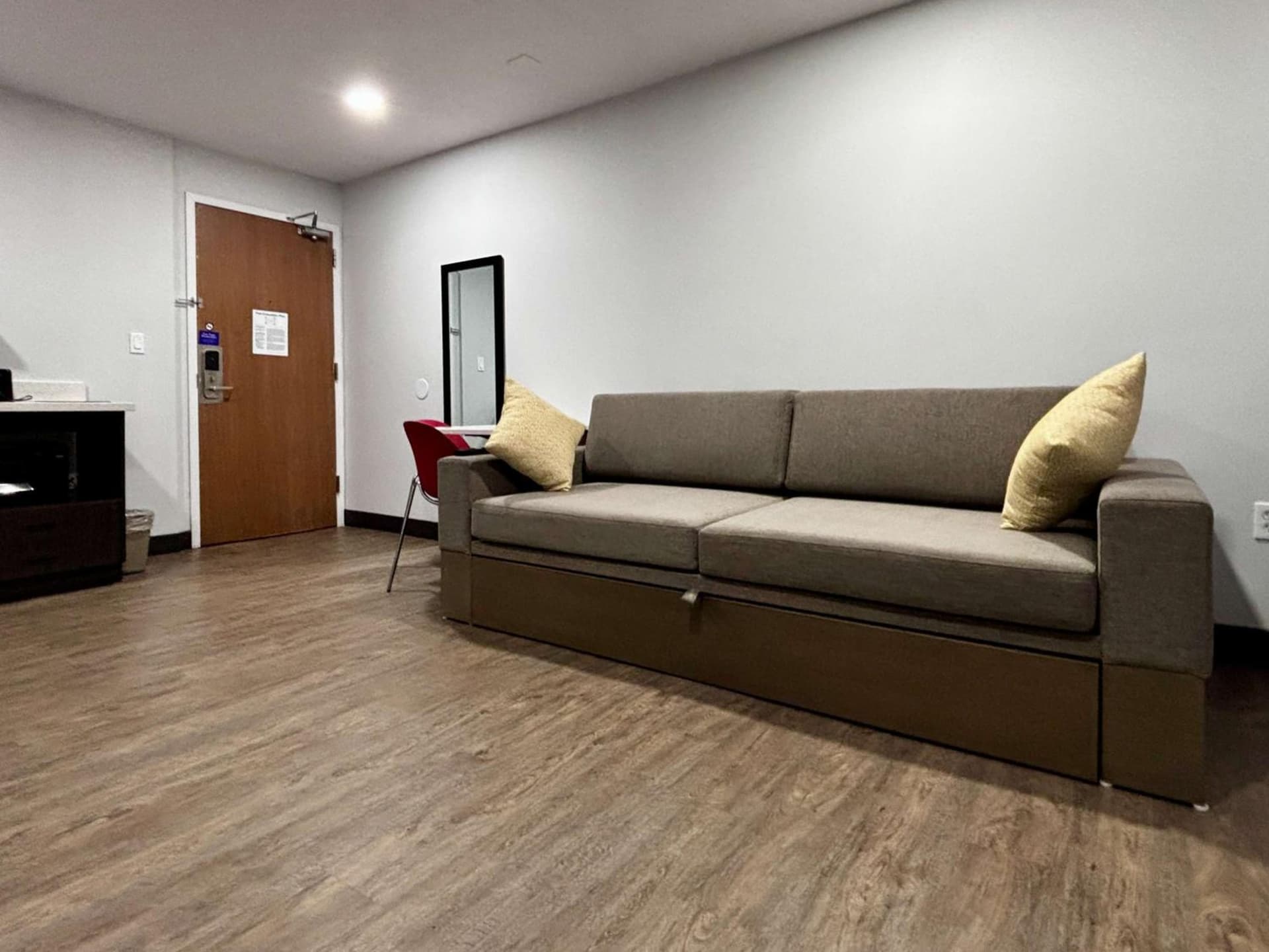 Studio 6 Ogden, UT 21st Street property views in Ogden, UT — gallery photo 3