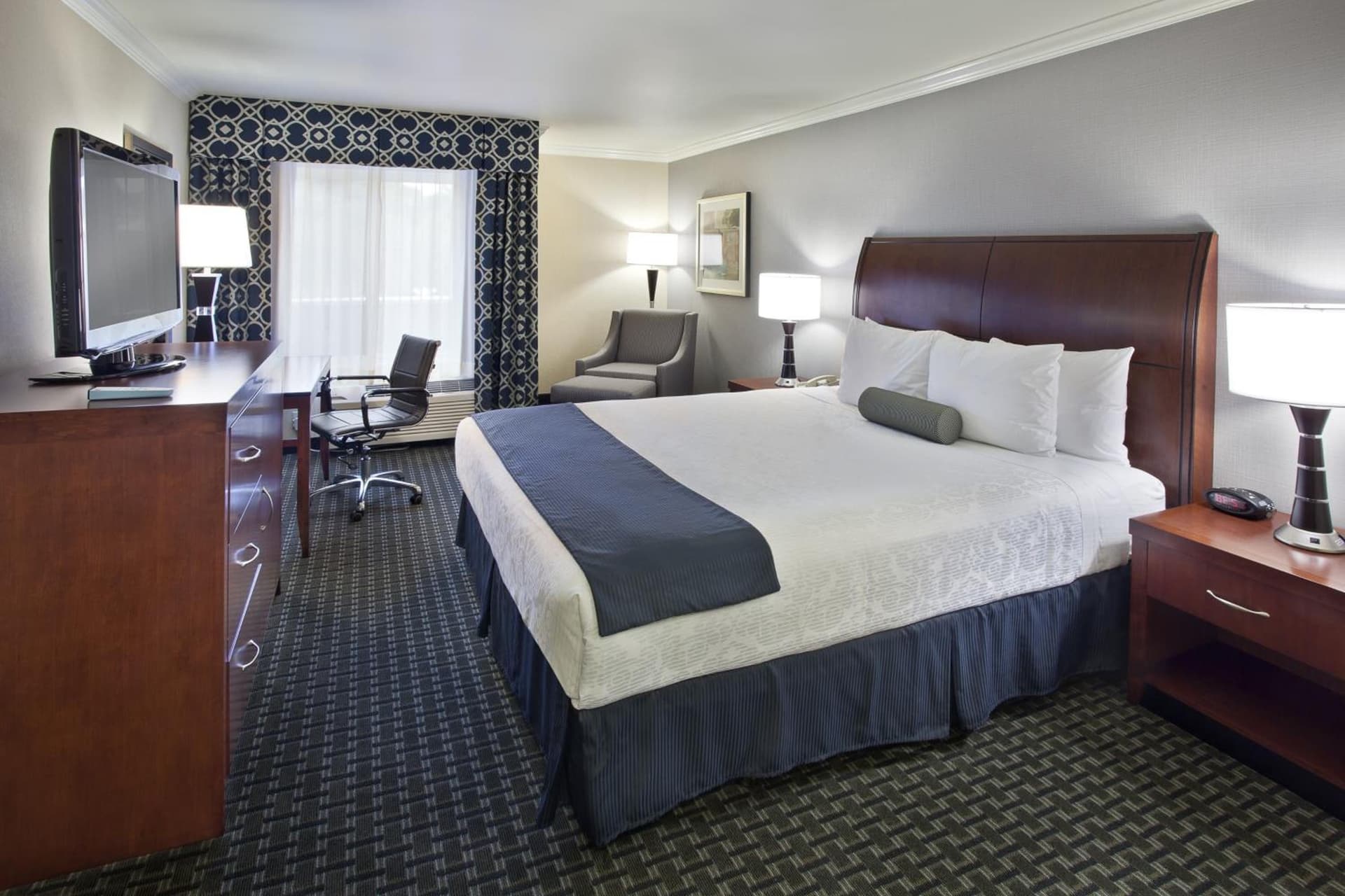 Best Western Plus Marina Shores Hotel gallery photo in Dana Point, CA — image 18