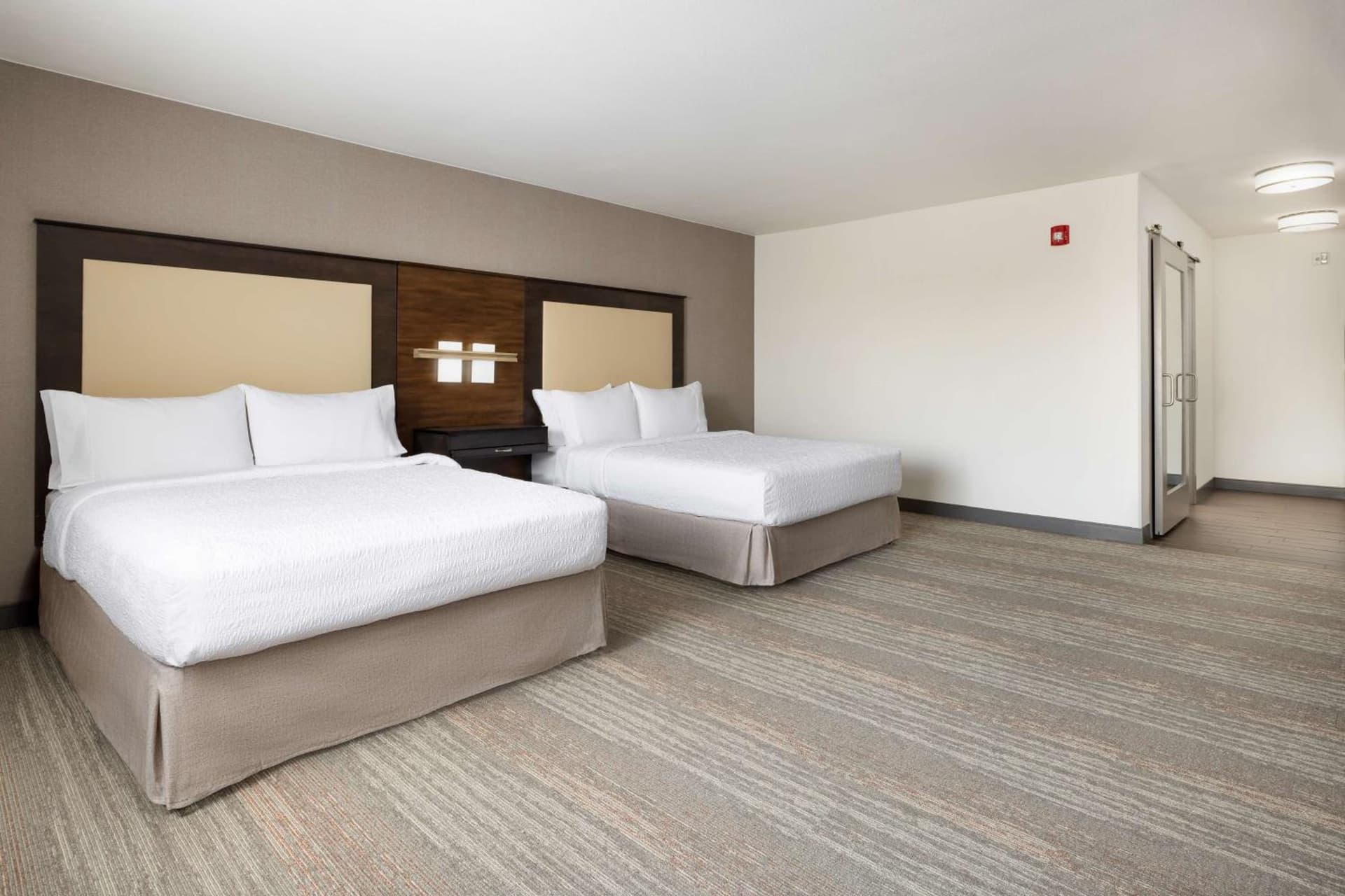 Hampton Inn & Suites - Napa, CA gallery photo in Napa, CA — image 16