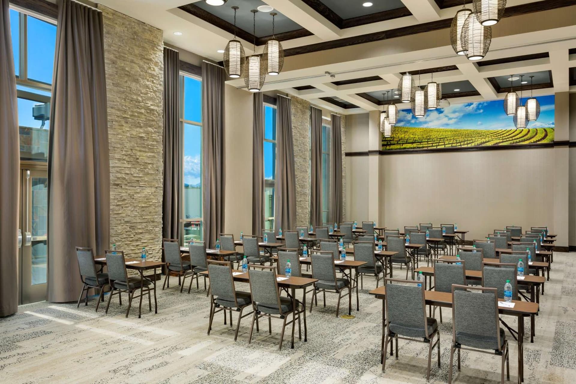 Hampton Inn & Suites - Napa, CA interior in Napa, CA — gallery photo 2