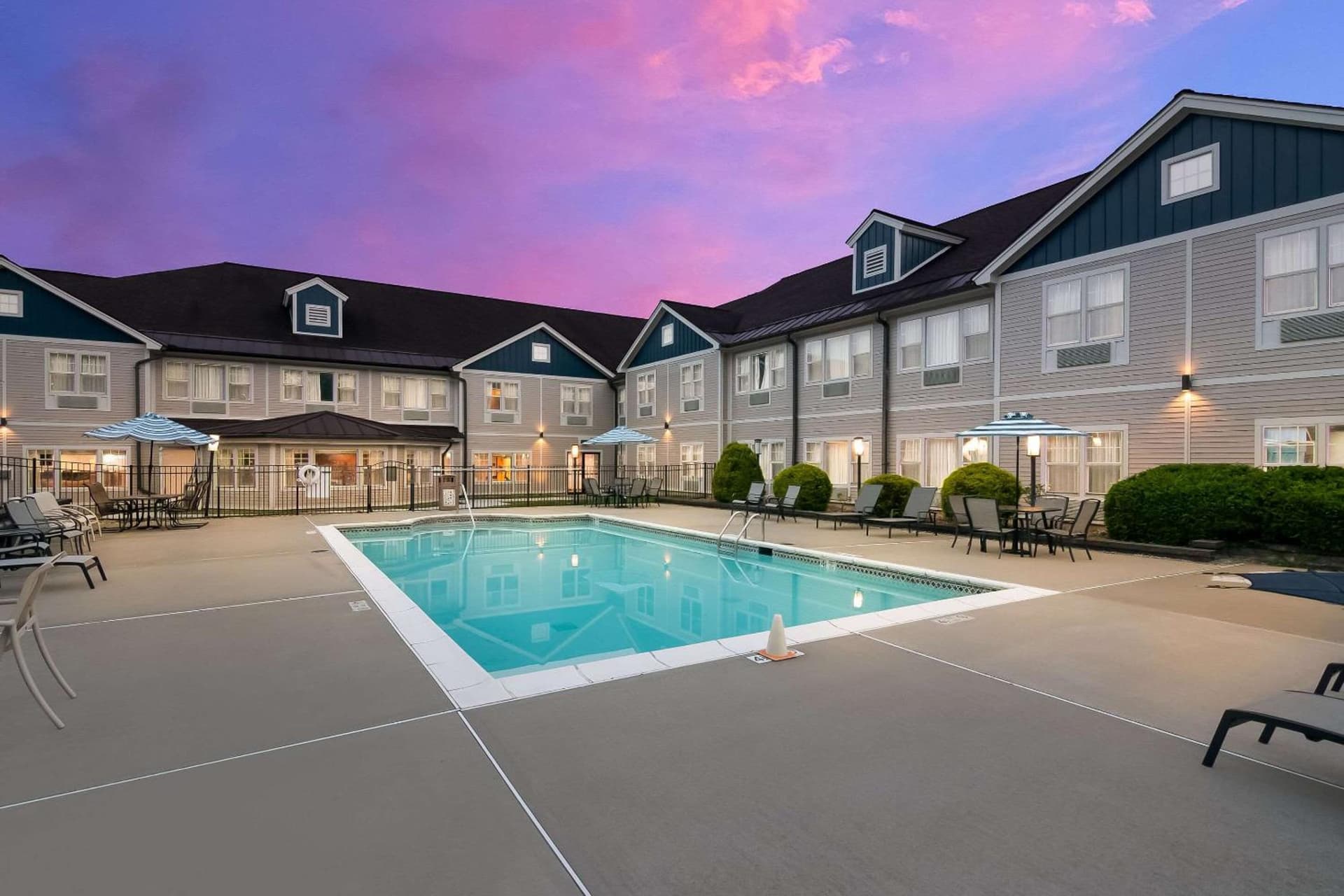 The Hotel Saratoga, an Ascend Collection Hotel interior in Saratoga Springs, NY — gallery photo 2