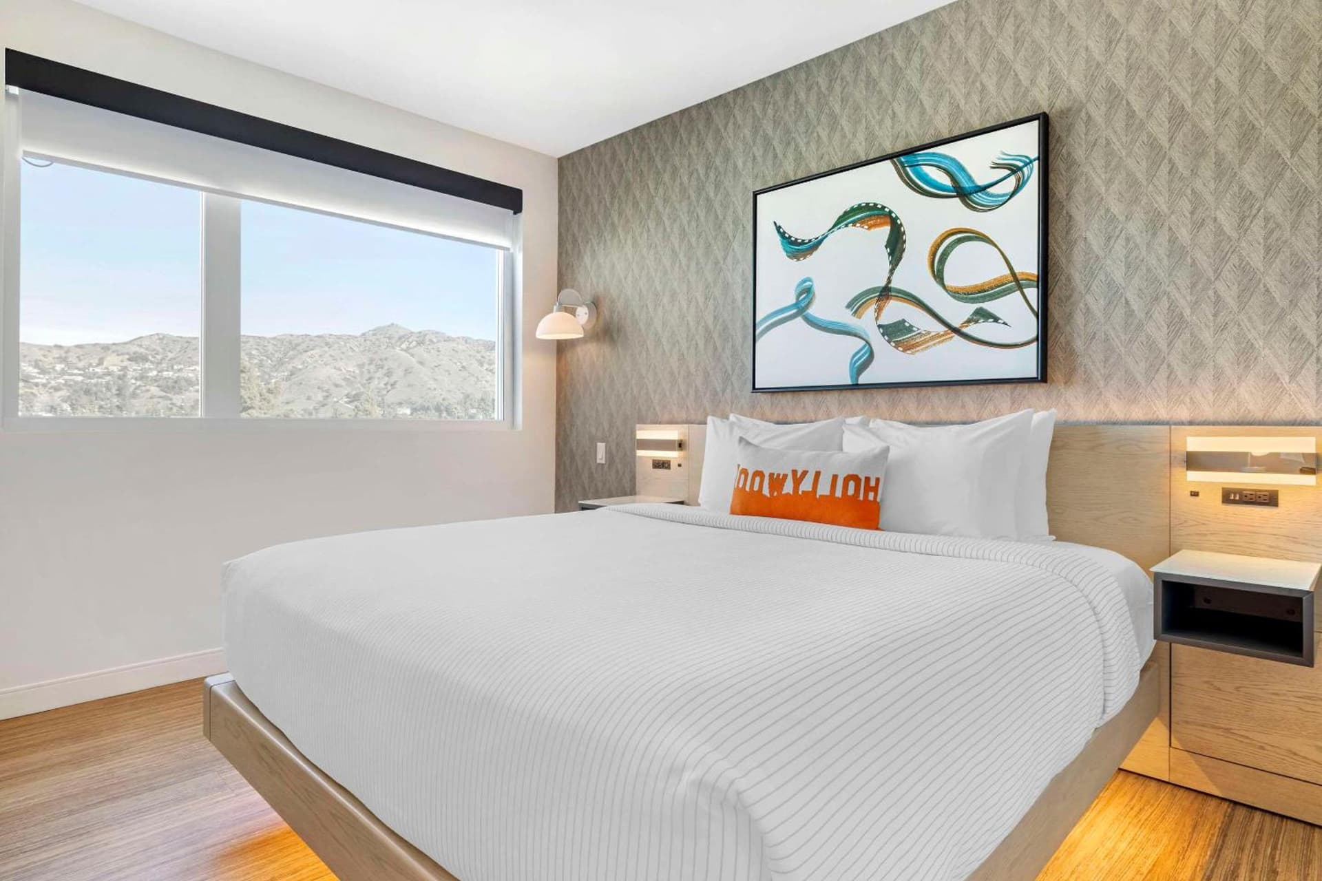 Cambria Hotel Burbank Airport gallery photo in Burbank, CA — image 14