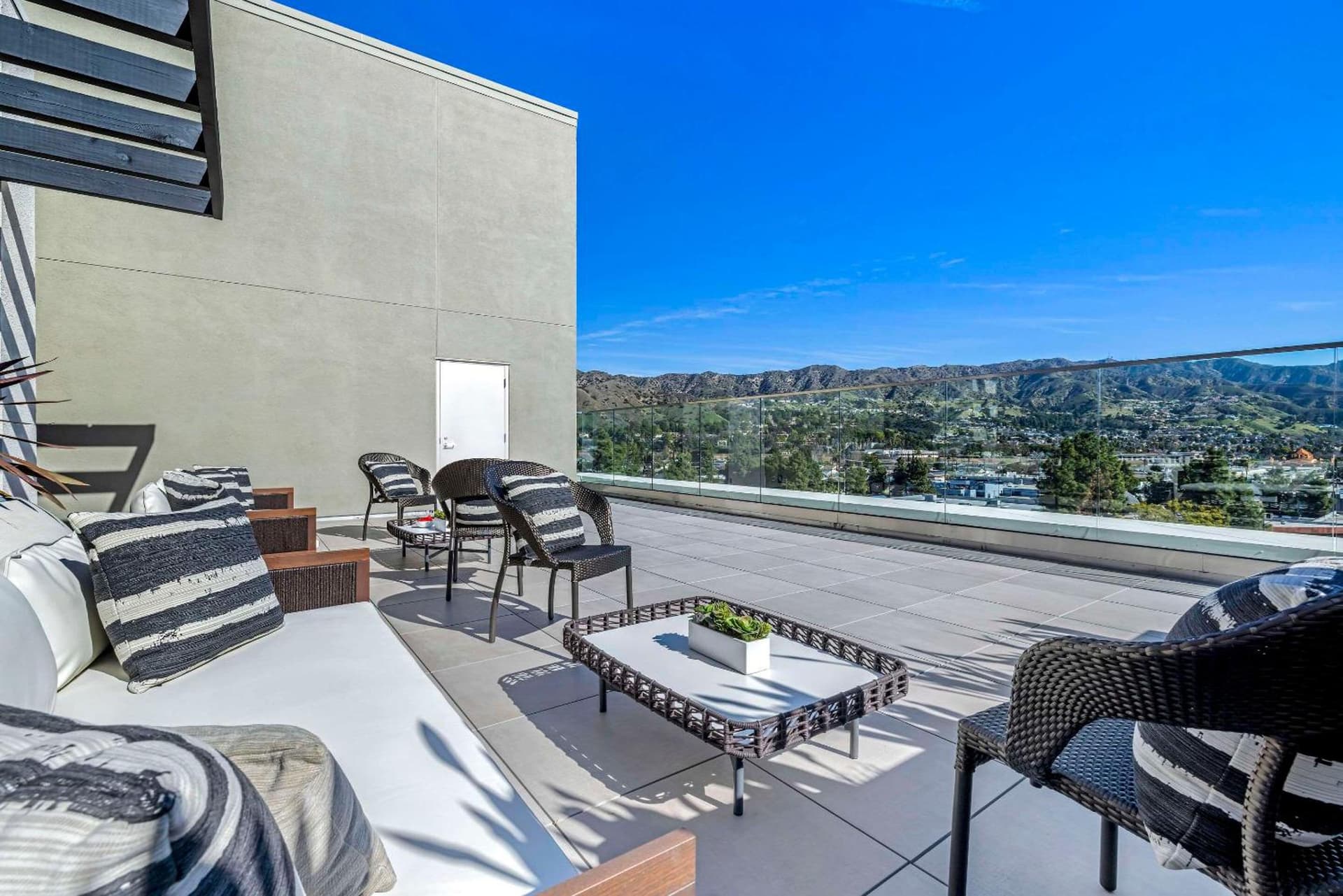 Cambria Hotel Burbank Airport gallery photo in Burbank, CA — image 34