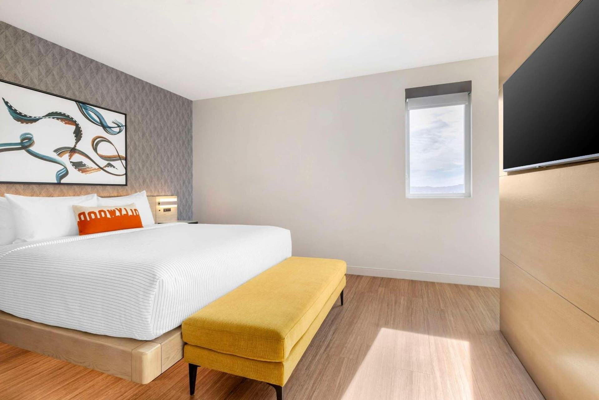 Cambria Hotel Burbank Airport gallery photo in Burbank, CA — image 38