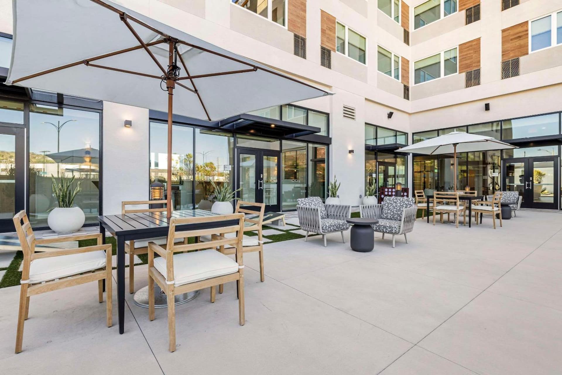 Cambria Hotel Burbank Airport gallery photo in Burbank, CA — image 47