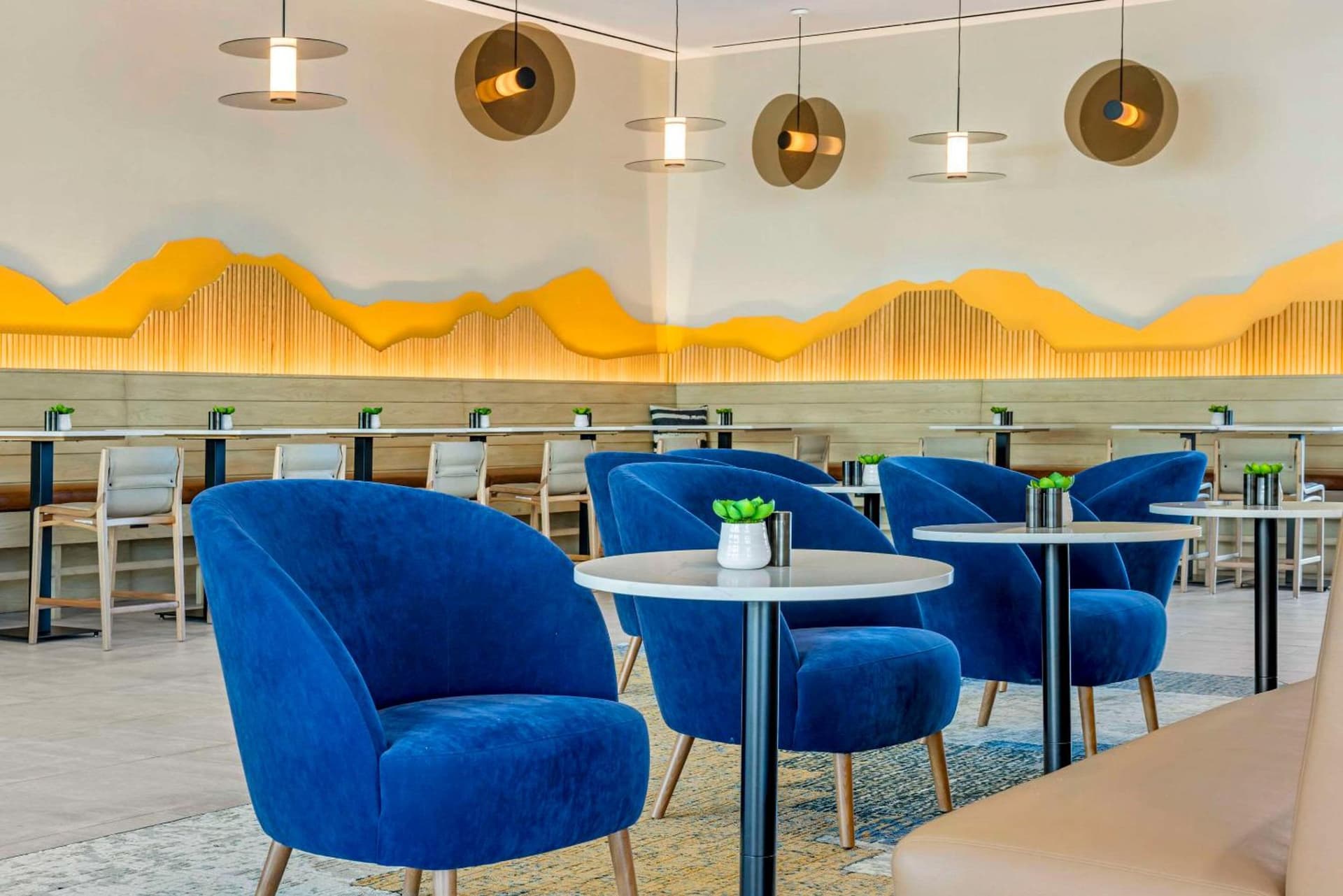Cambria Hotel Burbank Airport gallery photo in Burbank, CA — image 63
