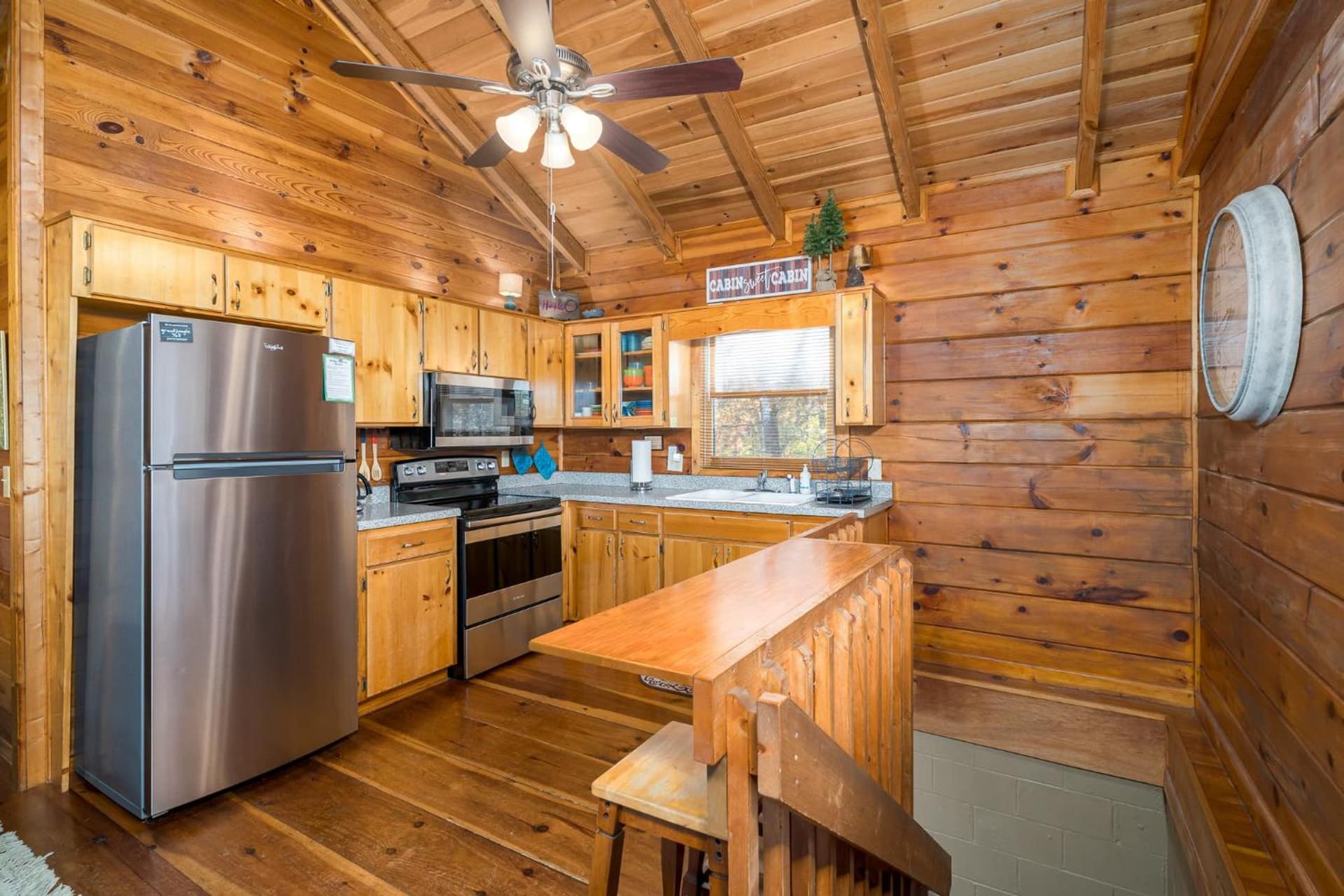 Heaven on Earth property views in Blue Ridge, GA — gallery photo 3