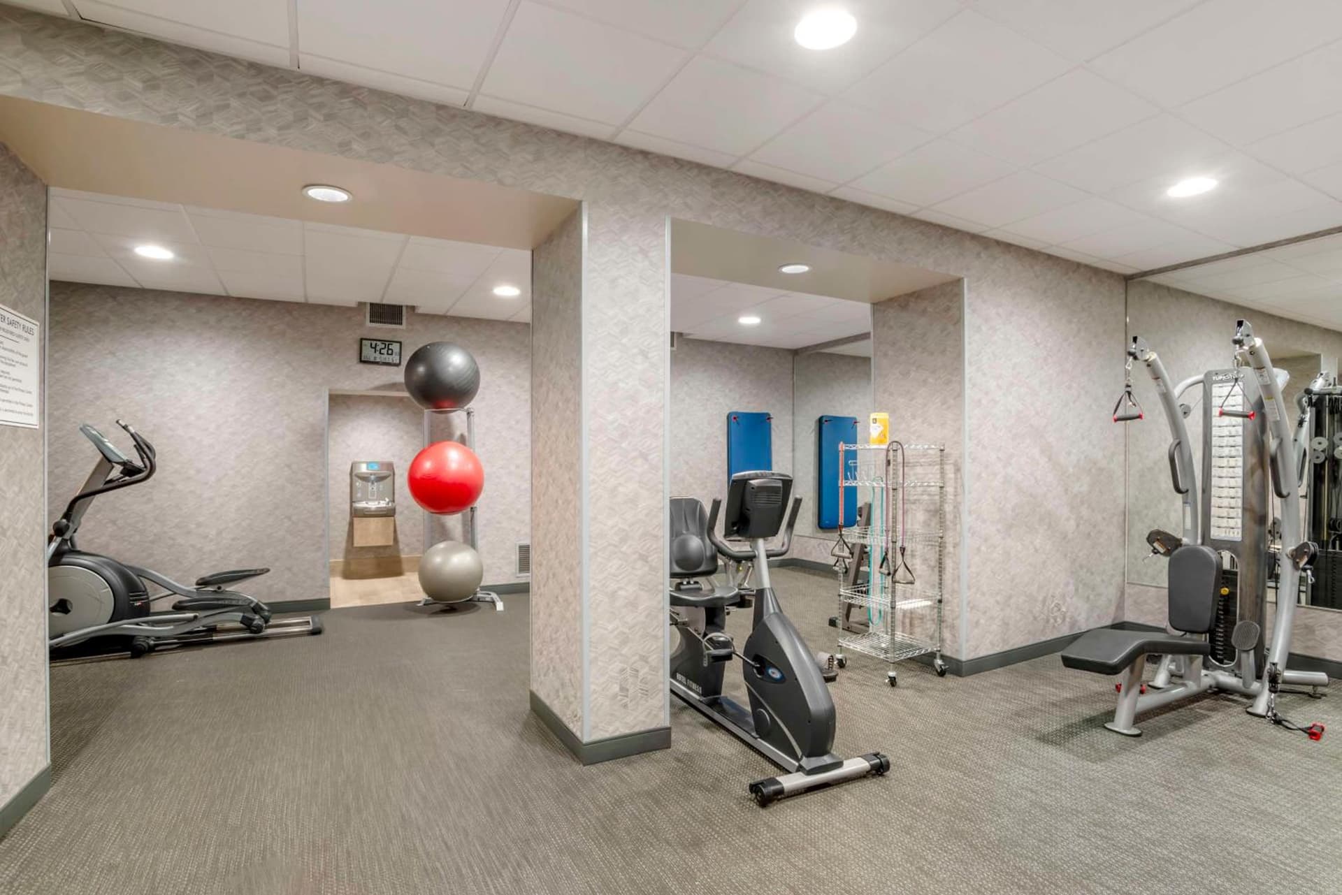 Best Western Plus Greenville I-385 Inn & Suites gallery photo in Greenville, SC — image 37
