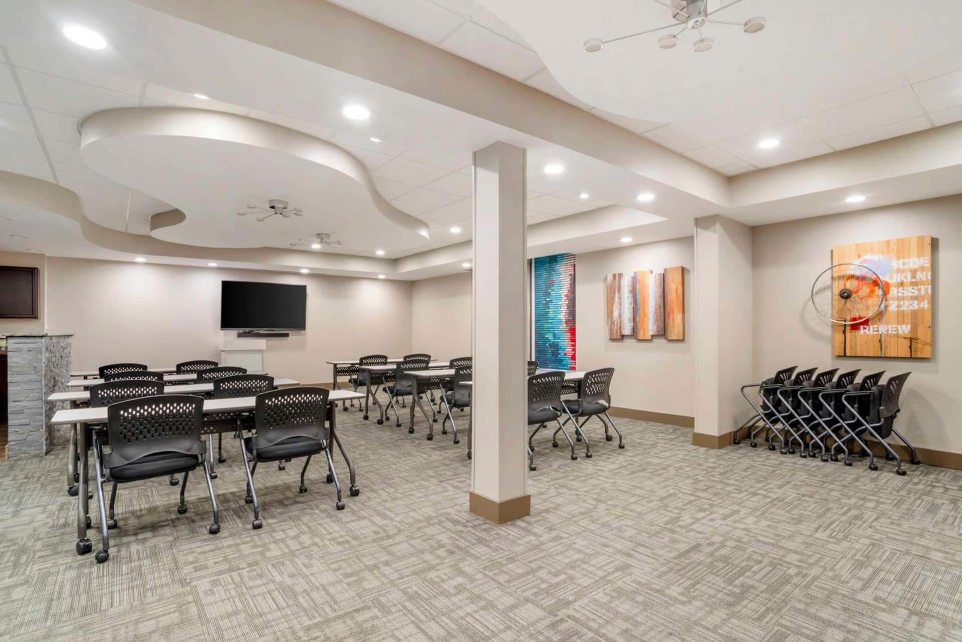 Best Western Plus Greenville I-385 Inn & Suites gallery photo in Greenville, SC — image 41