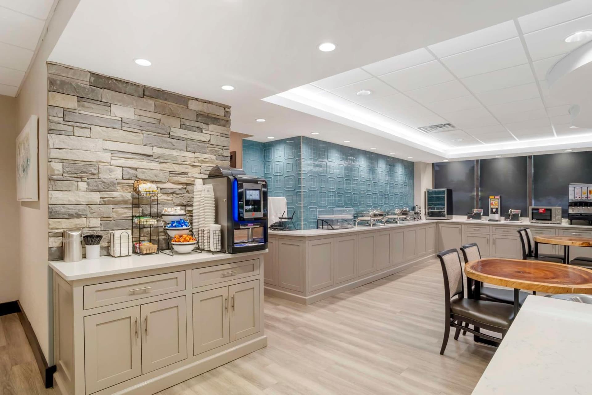 Best Western Plus Greenville I-385 Inn & Suites gallery photo in Greenville, SC — image 40