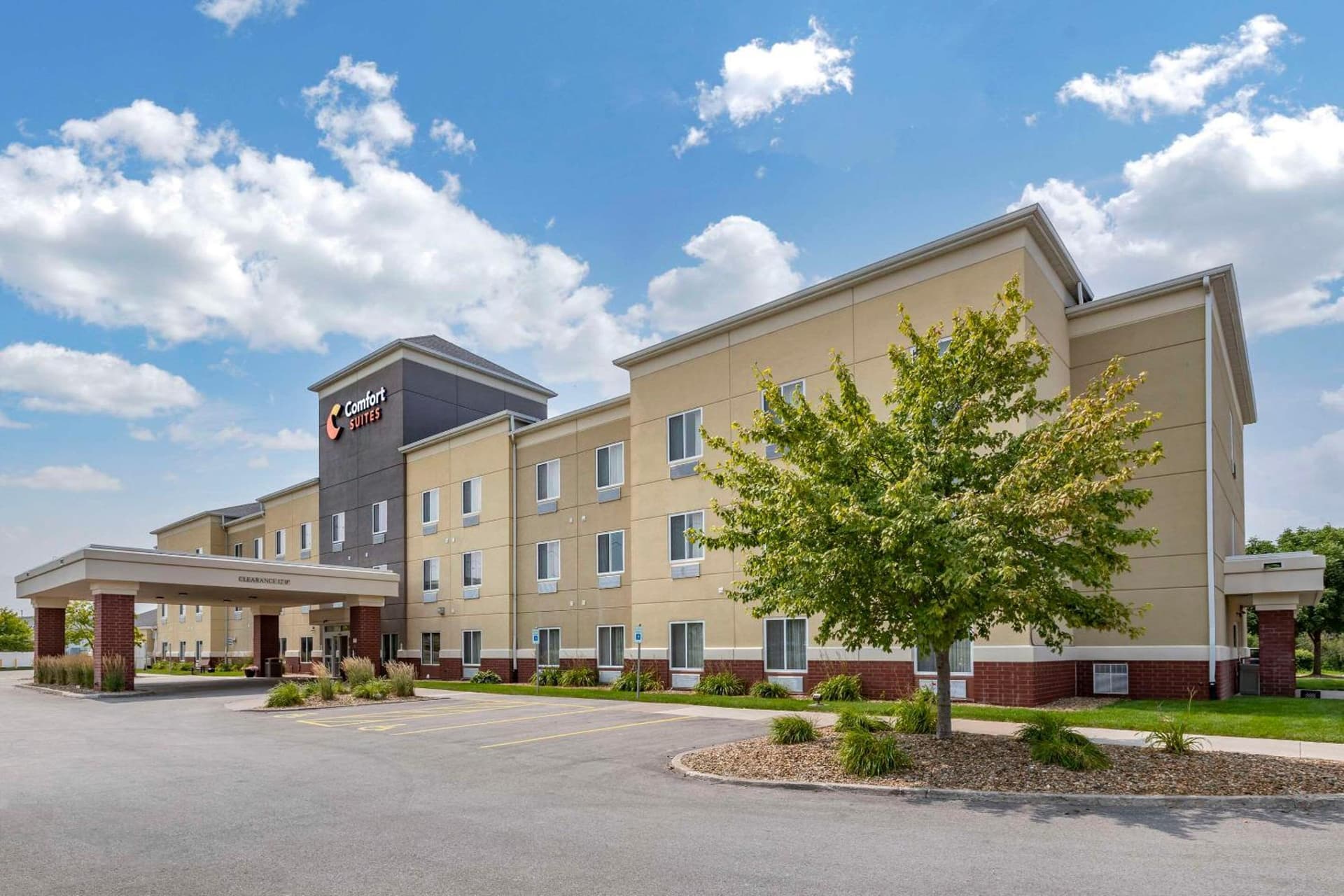 Comfort Suites Coralville I-80 gallery photo in Coralville, IA — image 15
