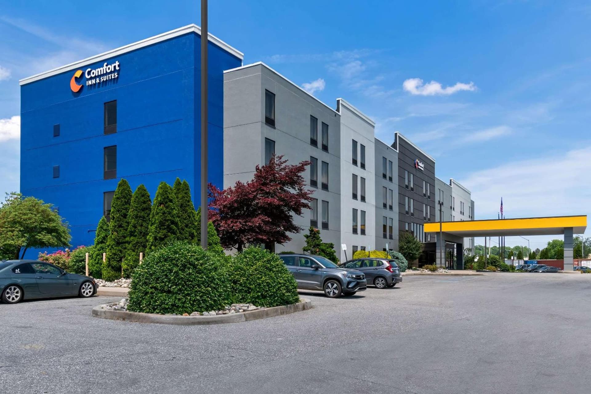 Comfort Inn & Suites York North property views in York, PA — gallery photo 3