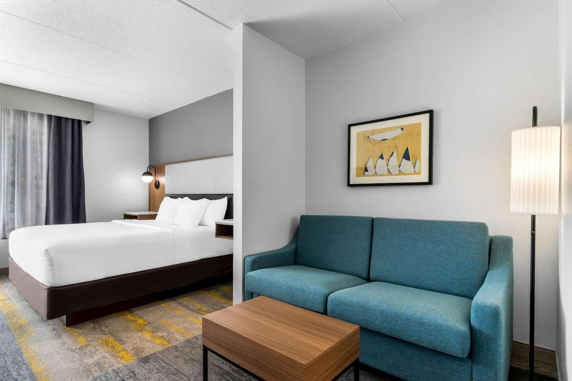 Comfort Inn & Suites York North gallery photo in York, PA — image 12