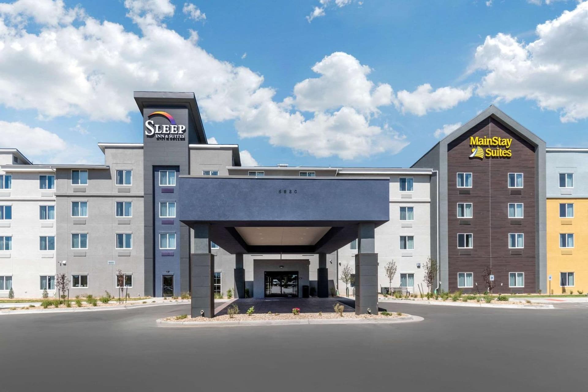 MainStay Suites Denver International Airport featured exterior or lobby in Denver, CO — similar hotel