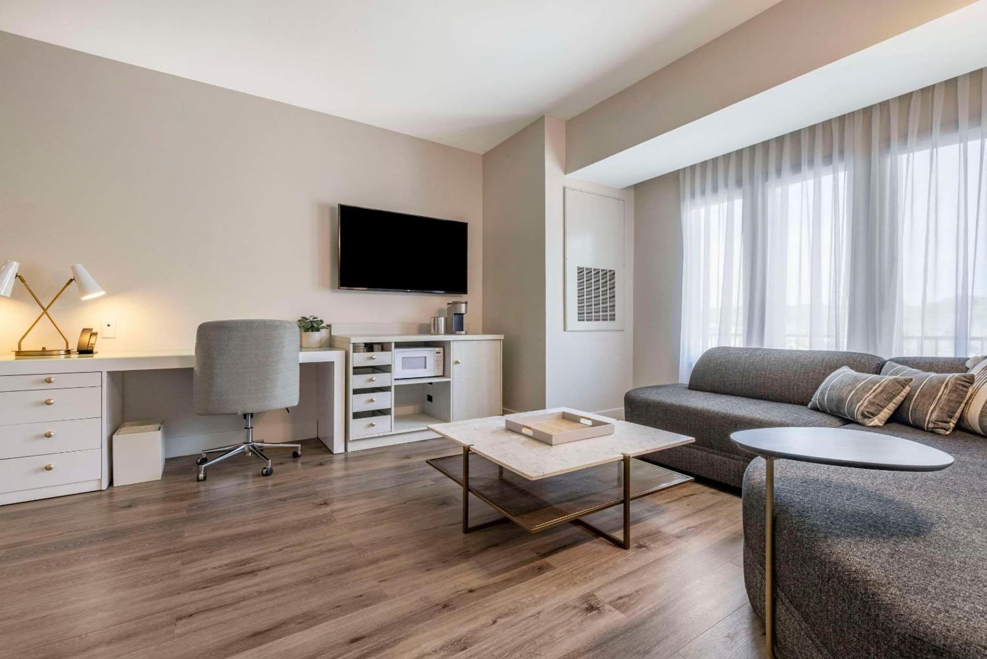 Cambria Hotel Calabasas - Malibu gallery photo in Calabasas, CA — image 84