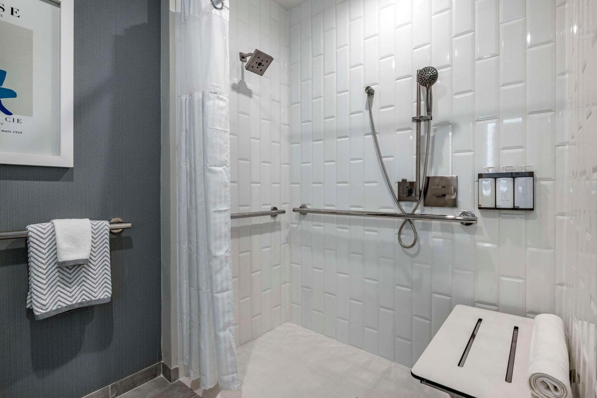 Cambria Hotel Calabasas - Malibu gallery photo in Calabasas, CA — image 63
