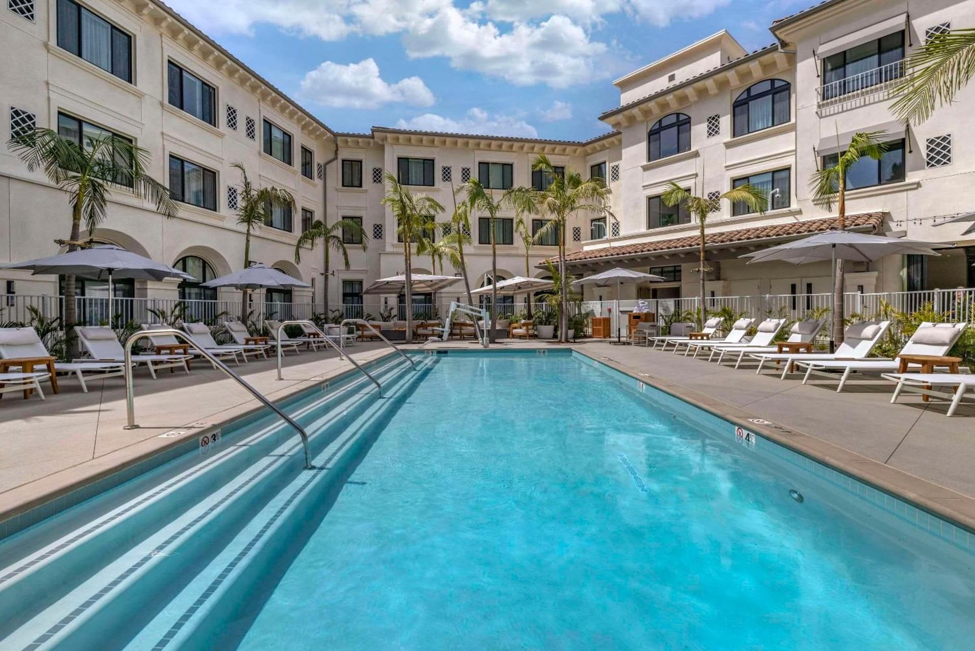 Cambria Hotel Calabasas - Malibu gallery photo in Calabasas, CA — image 31