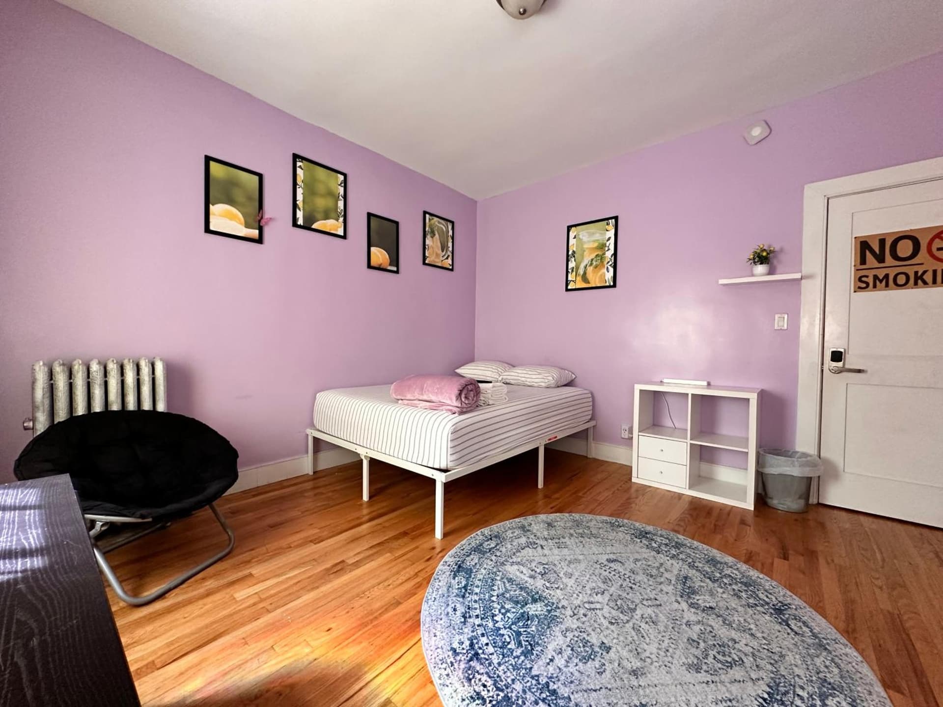 Lavender style Room in Geusthouse property views in New York, NY — gallery photo 3