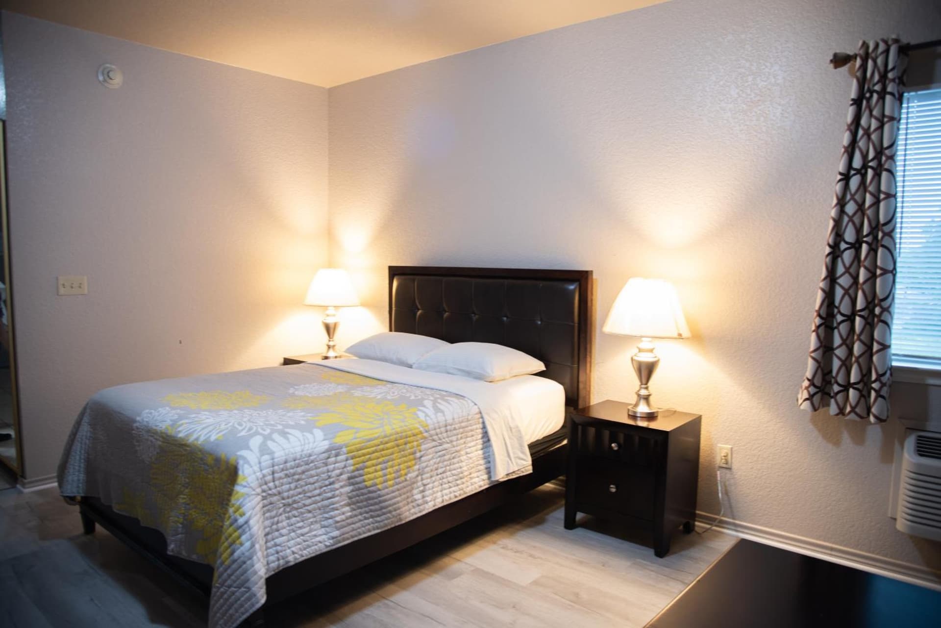 Premium Inn and Suites gallery photo in Killeen, TX — image 16