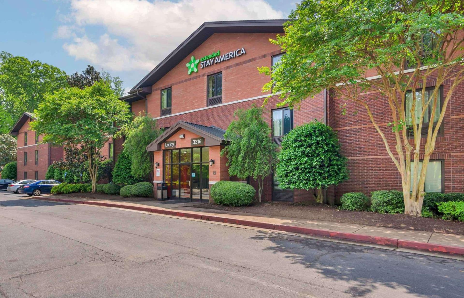 Extended Stay America Select Suites - Atlanta - Kennesaw Chastain Rd featured exterior or lobby in Kennesaw, GA — similar hotel