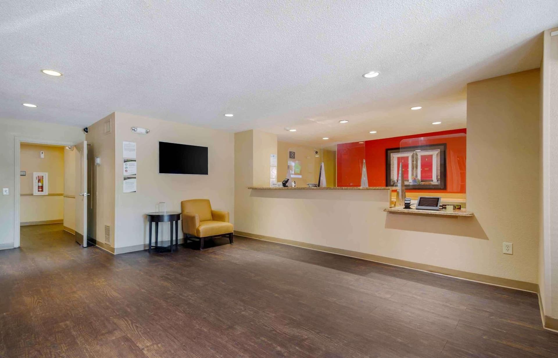 Extended Stay America Select Suites - Atlanta - Vinings property views in Atlanta, GA — gallery photo 3