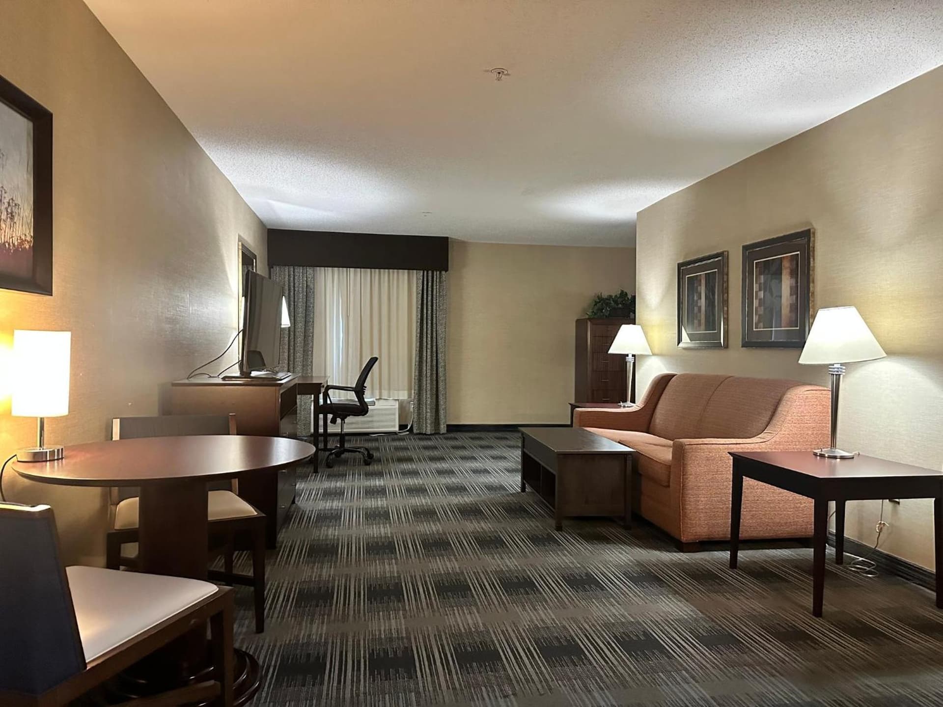 Holiday Inn Express and Suites Meriden by IHG gallery photo in Meriden, CT — image 9