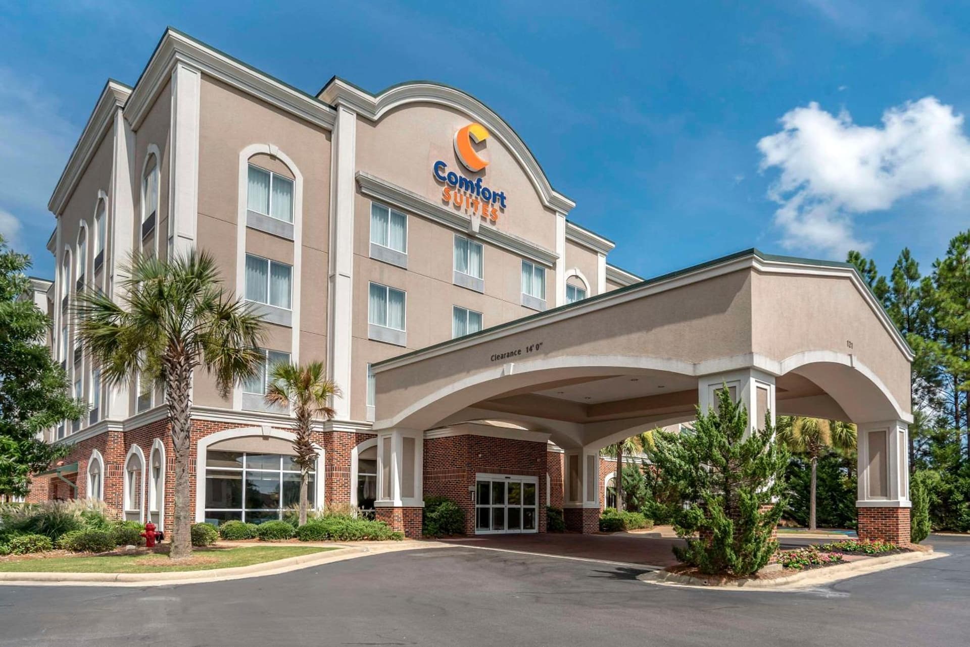 Comfort Suites Flowood - Jackson Airport interior in Luckney, MS — gallery photo 2