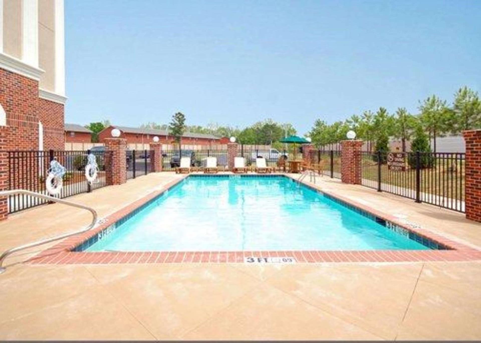 Comfort Suites Flowood - Jackson Airport gallery photo in Luckney, MS — image 30