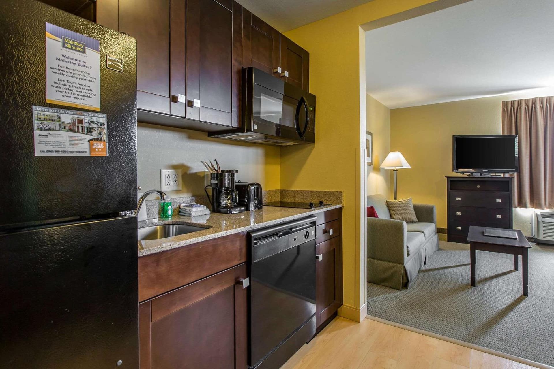 MainStay Suites Jacksonville near Camp Lejeune gallery photo in Jacksonville, NC — image 38